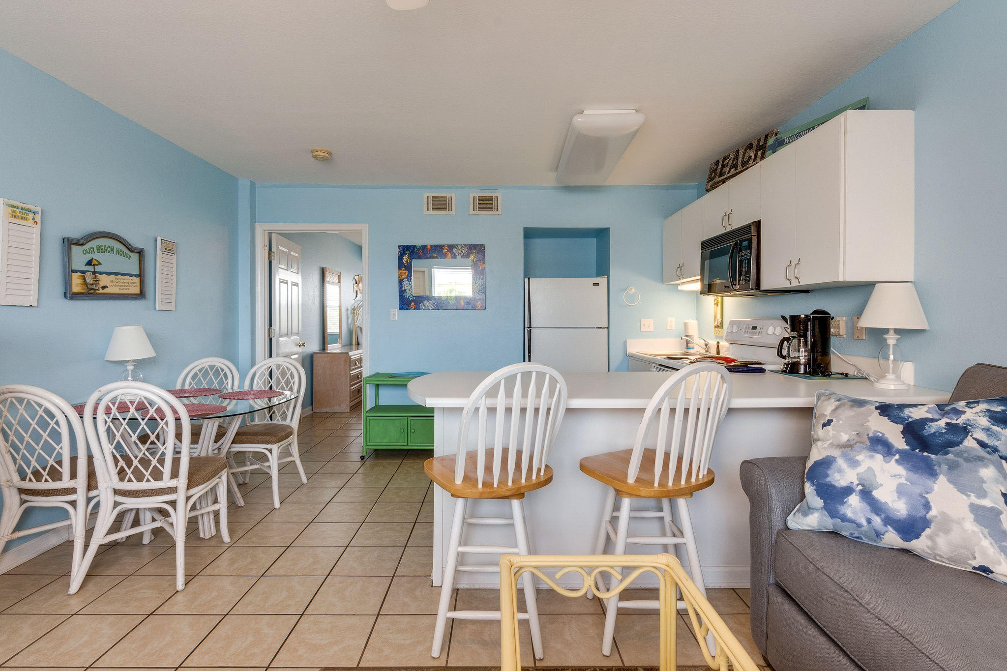 TROPICAL ISLE CONDO - Residential