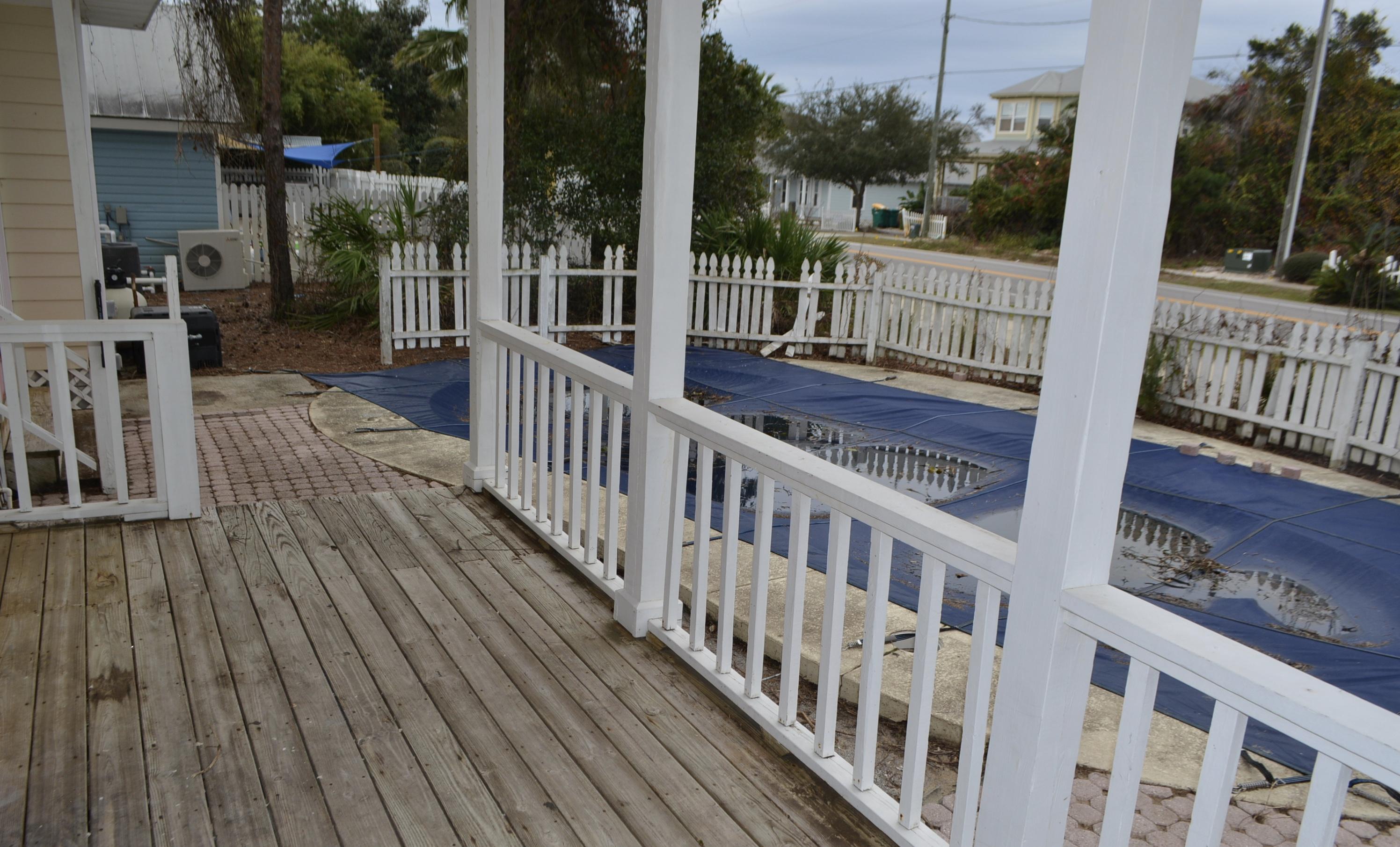 CRYSTAL BEACH - Residential