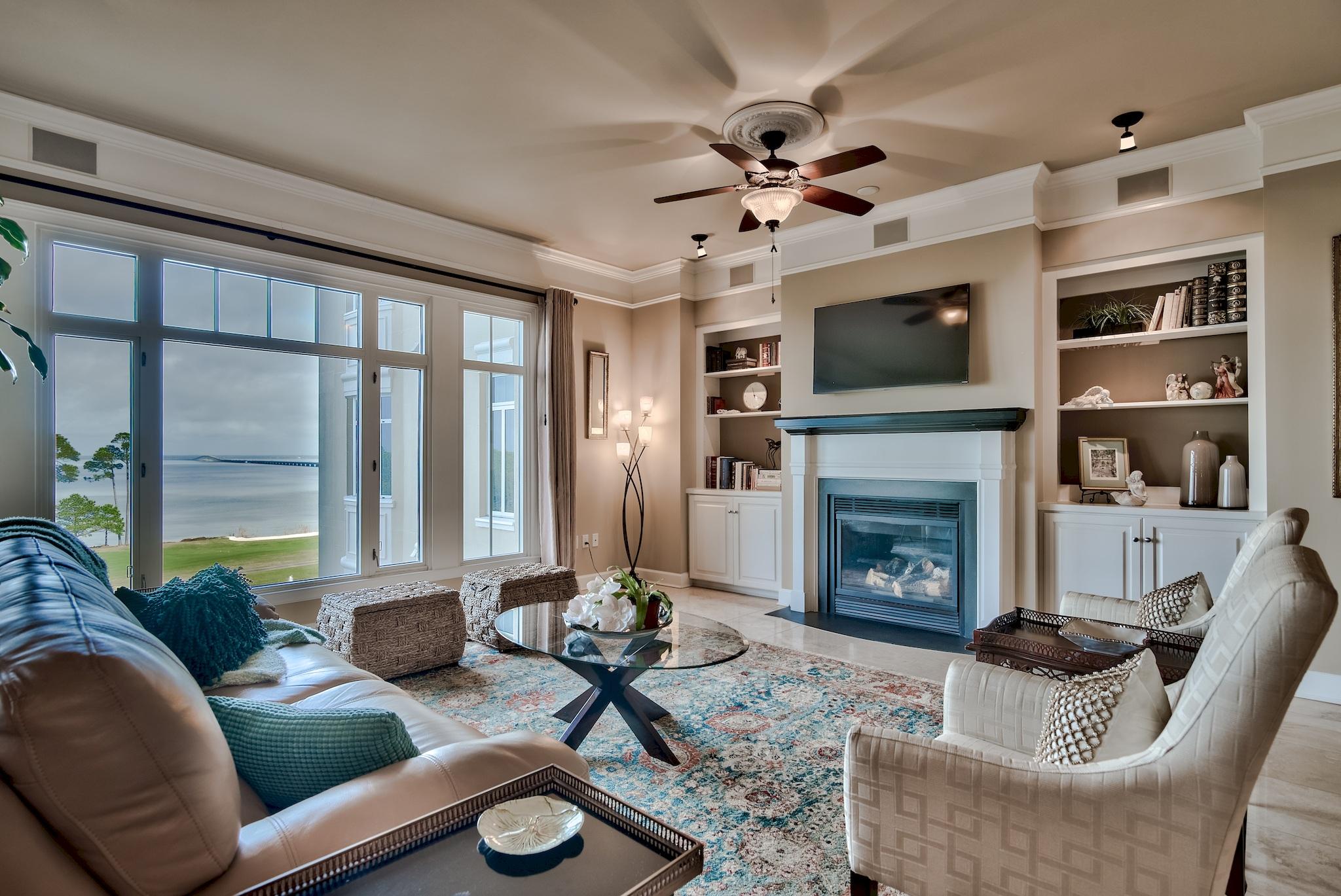 ONE WATER PLACE - Residential