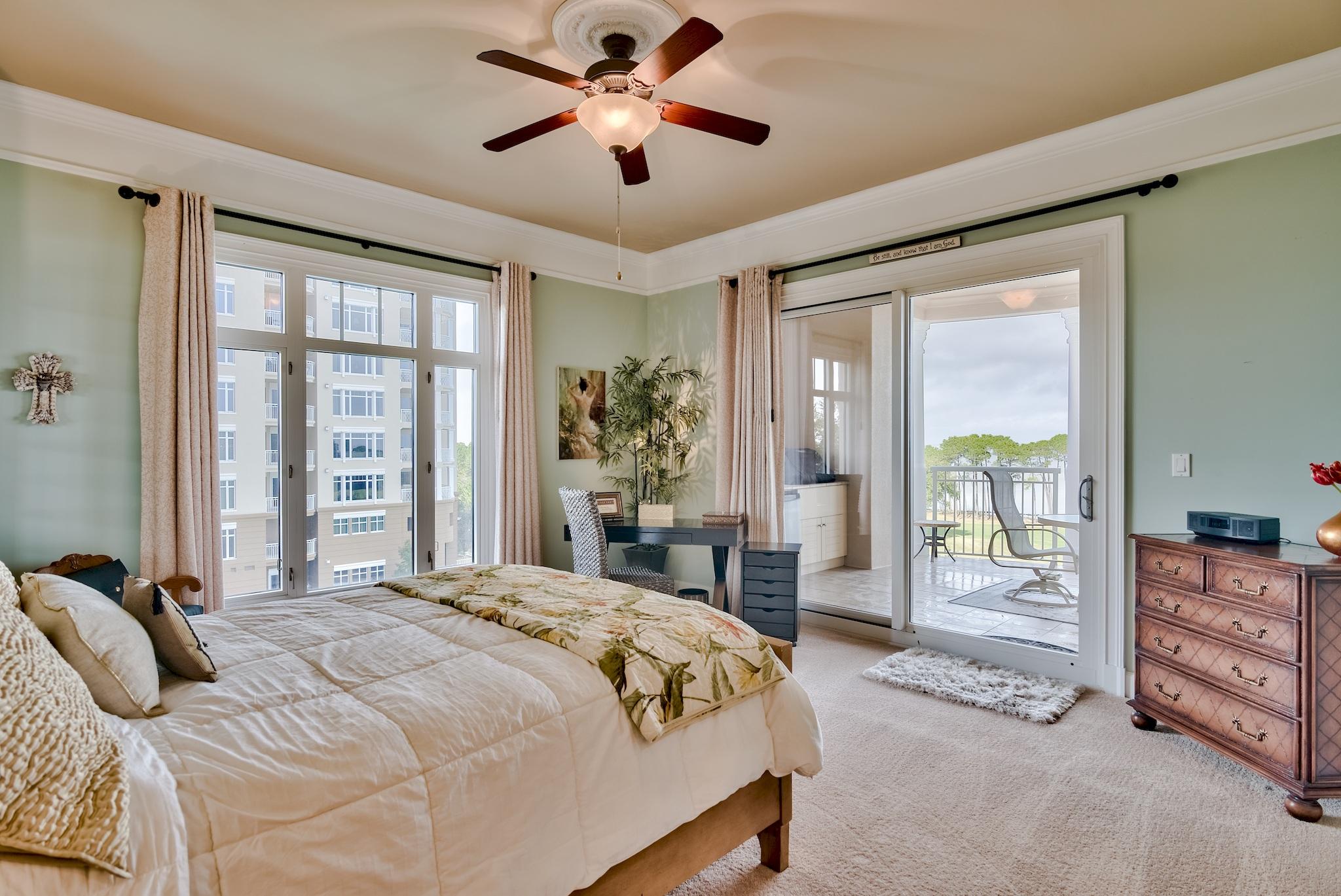 ONE WATER PLACE - Residential