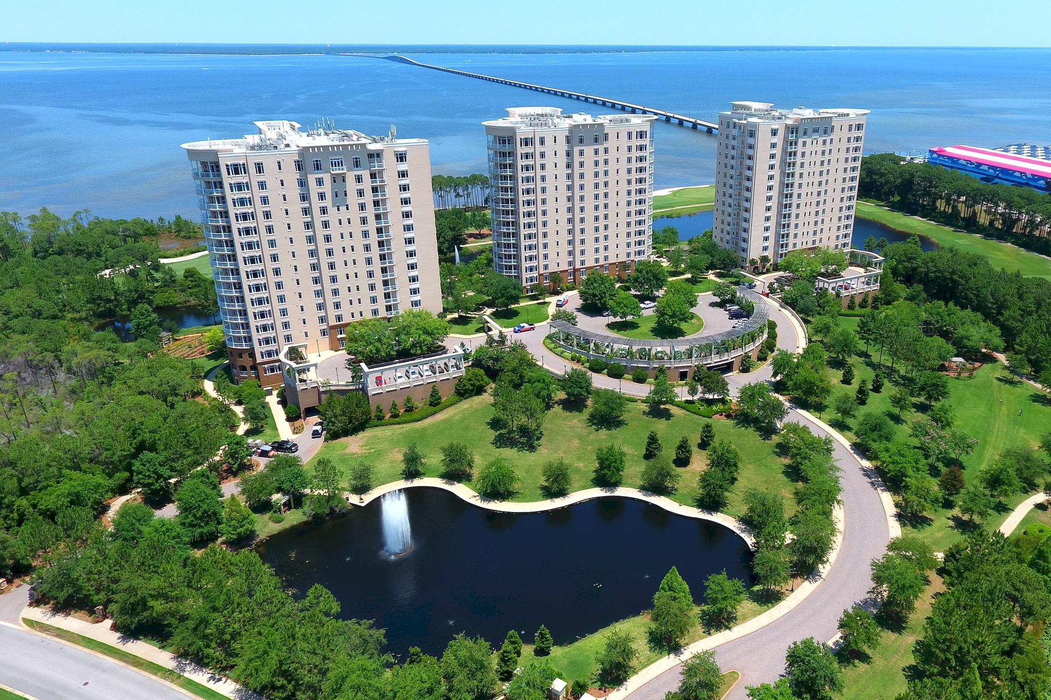 ONE WATER PLACE - Residential