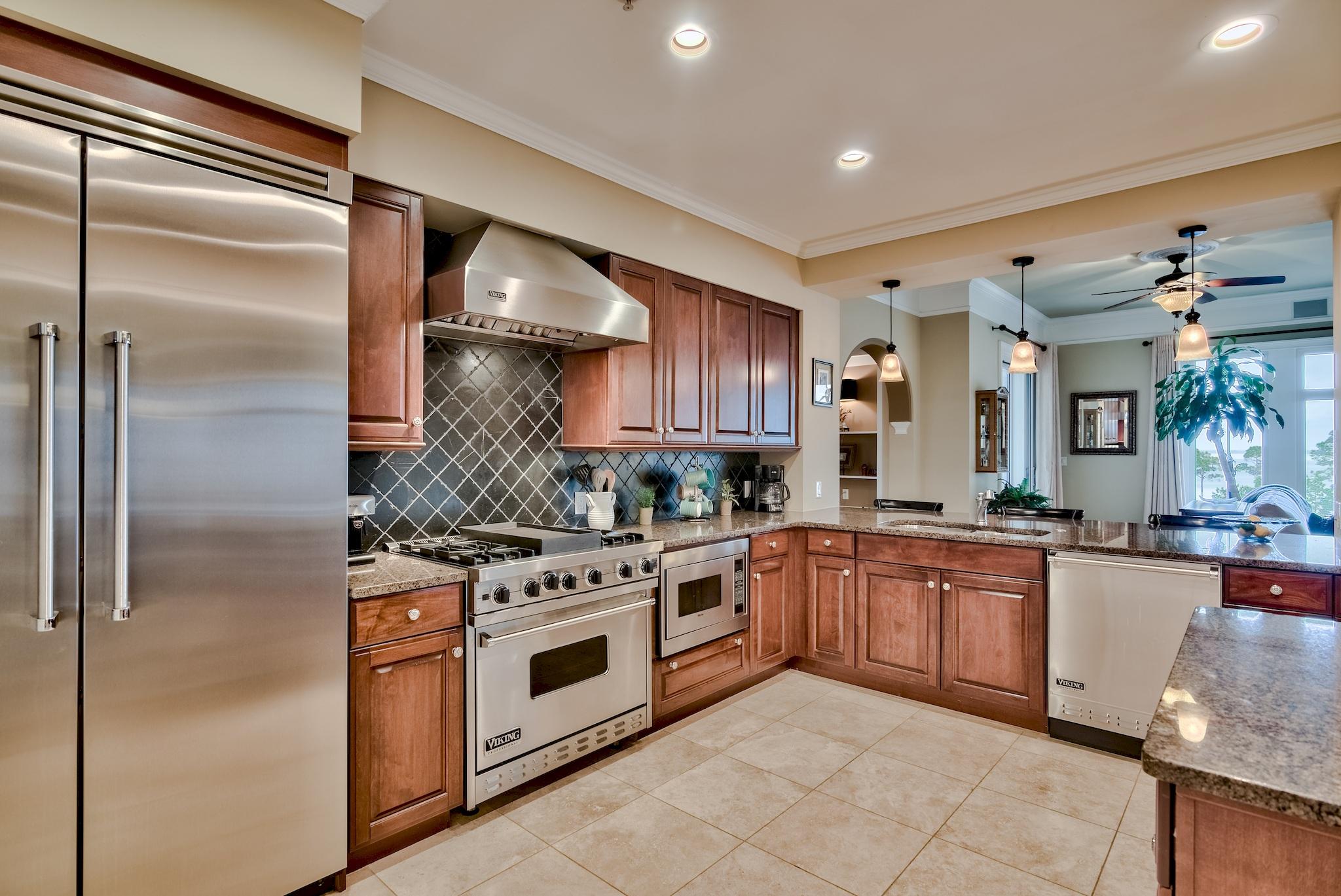 ONE WATER PLACE - Residential