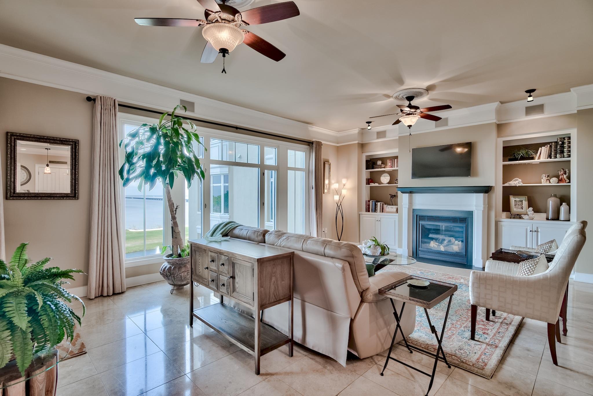 ONE WATER PLACE - Residential