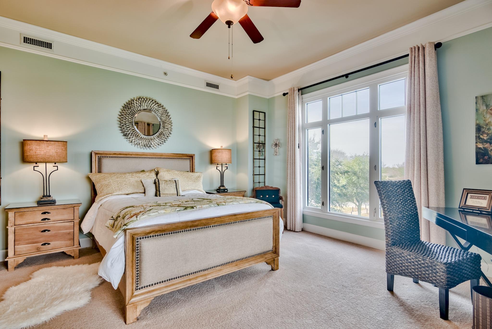 ONE WATER PLACE - Residential