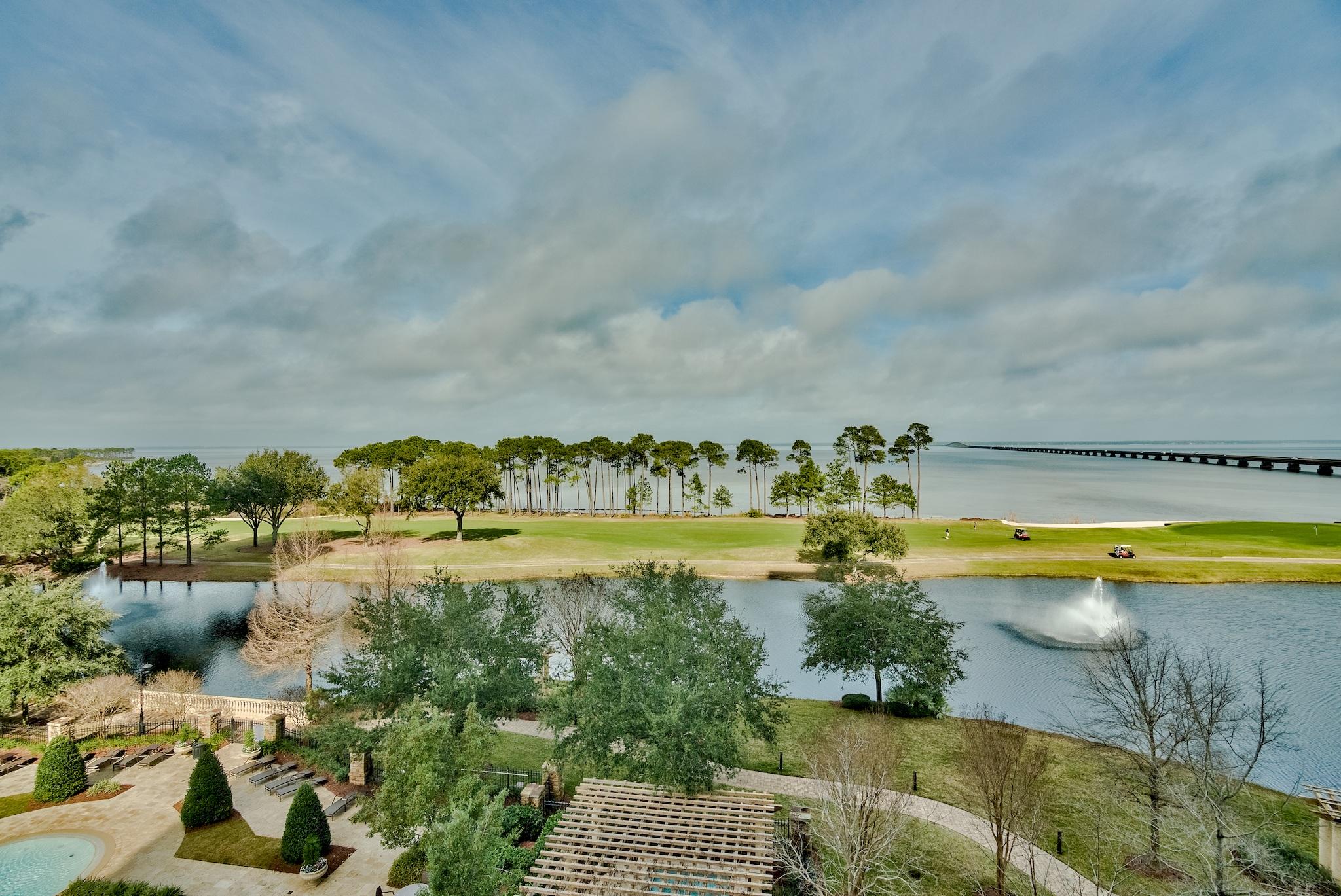 ONE WATER PLACE - Residential