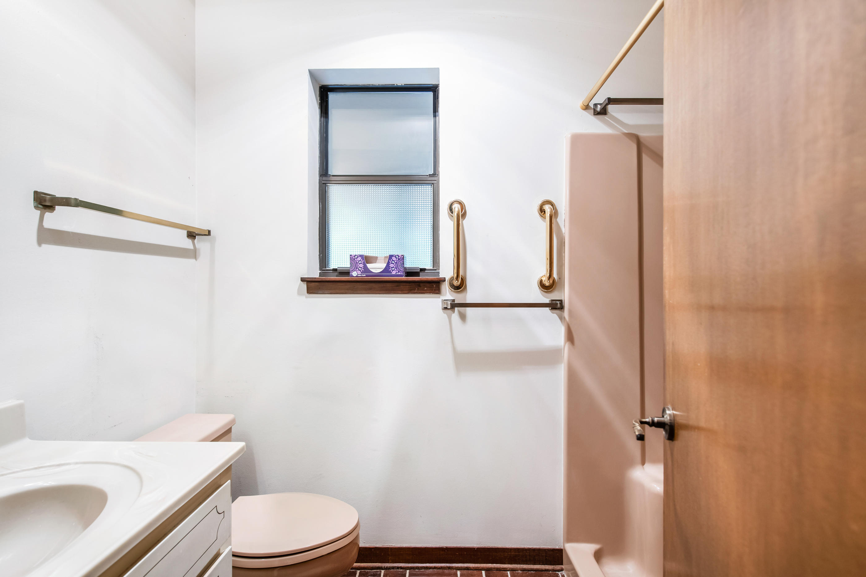 BAYOU WOODS 4TH ADDN LOT 9 - Residential