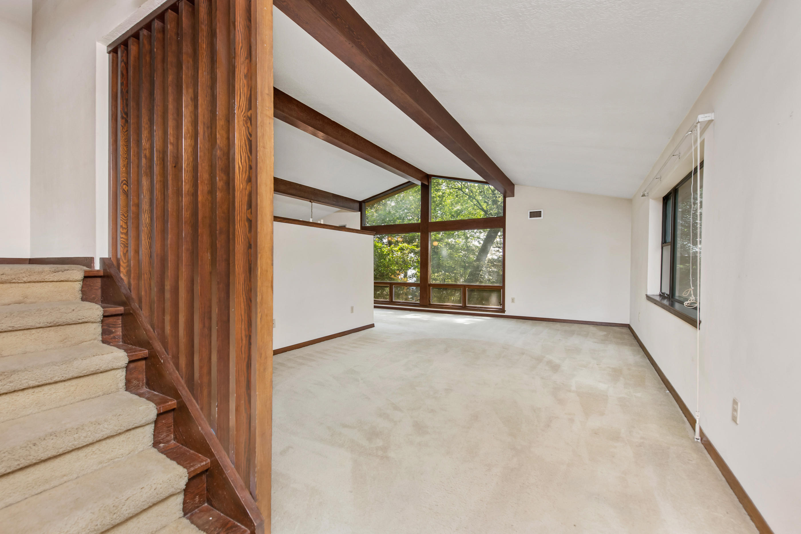 BAYOU WOODS 4TH ADDN LOT 9 - Residential