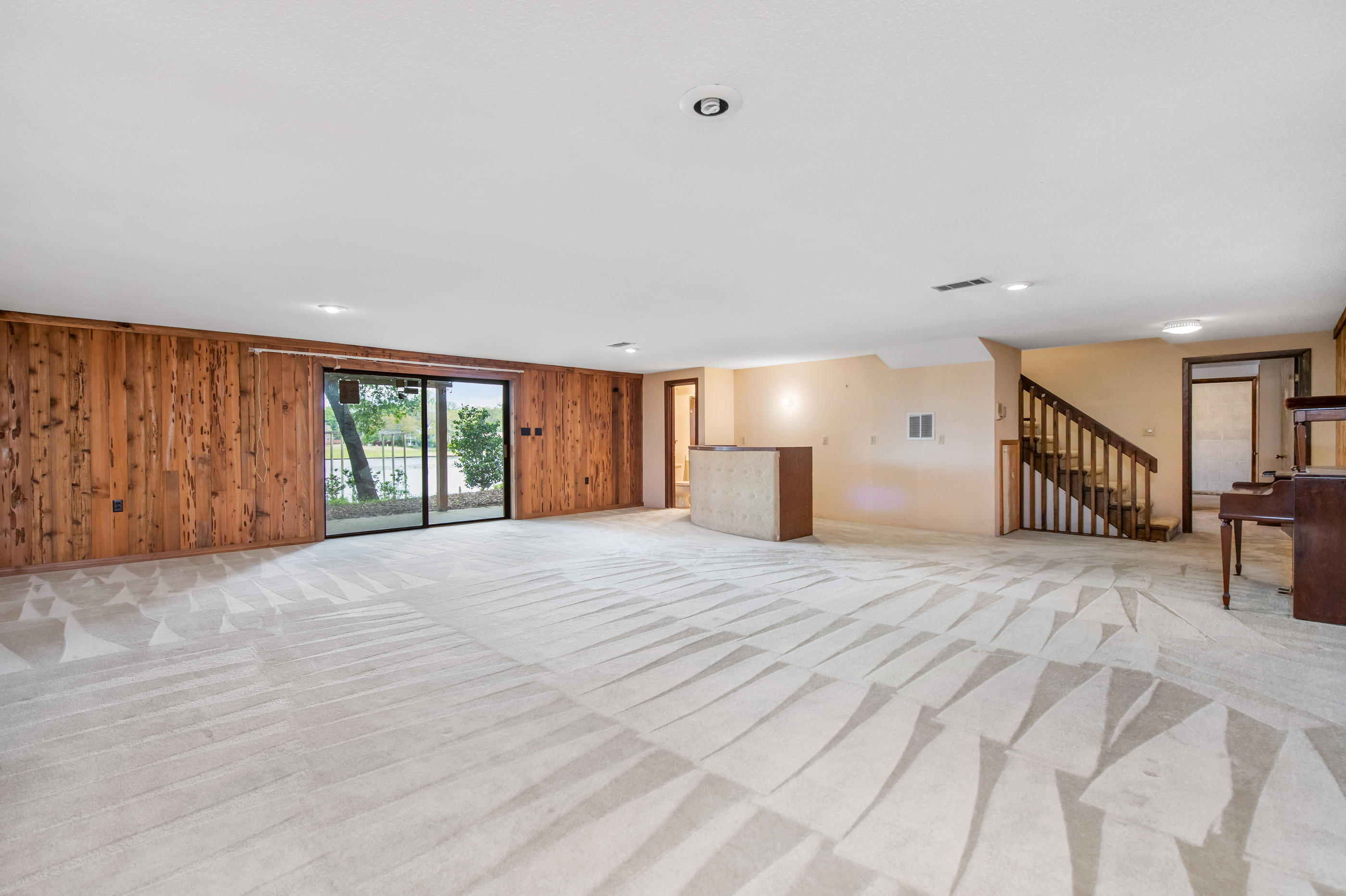 BAYOU WOODS 4TH ADDN LOT 9 - Residential