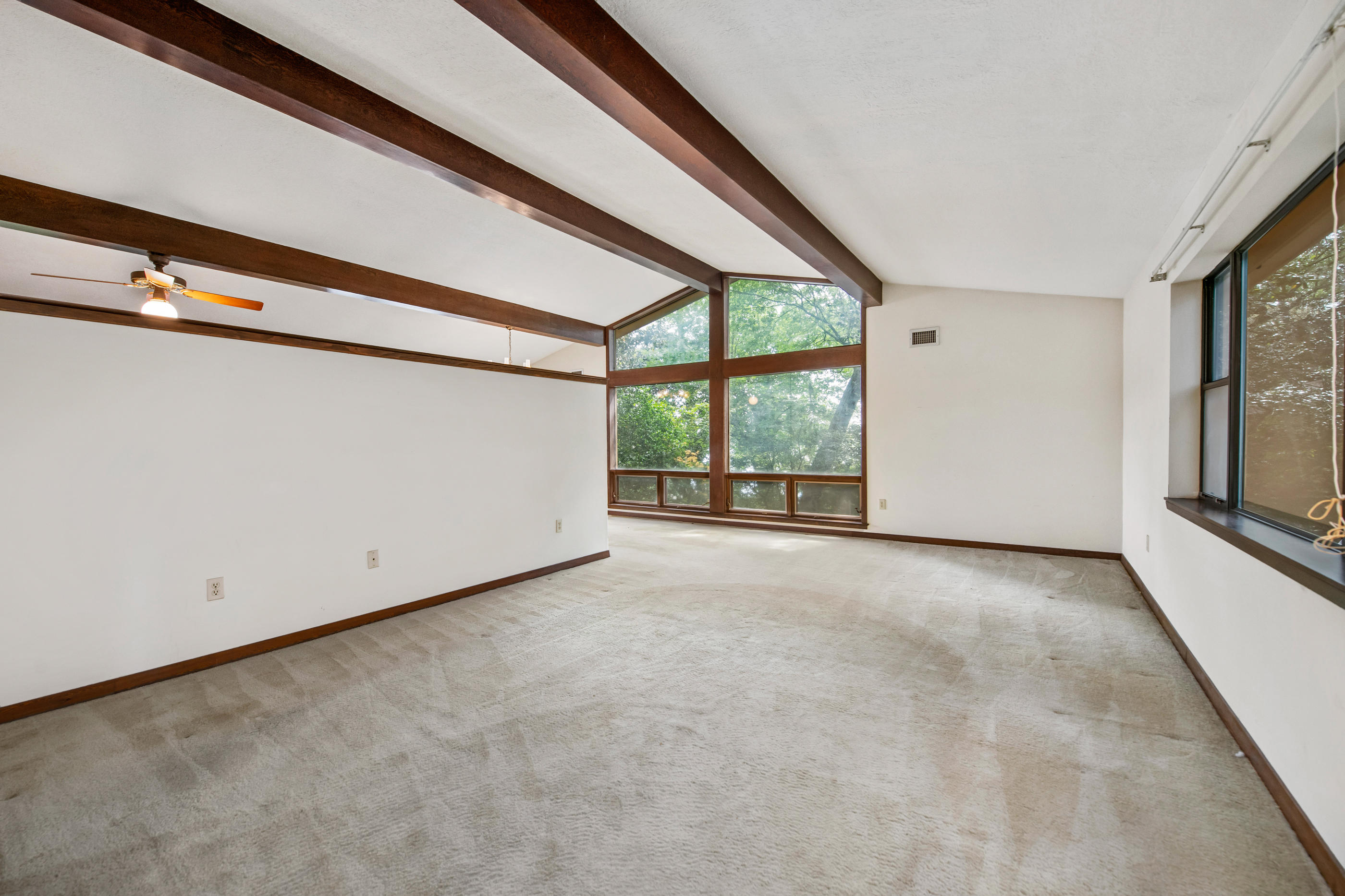 BAYOU WOODS 4TH ADDN LOT 9 - Residential