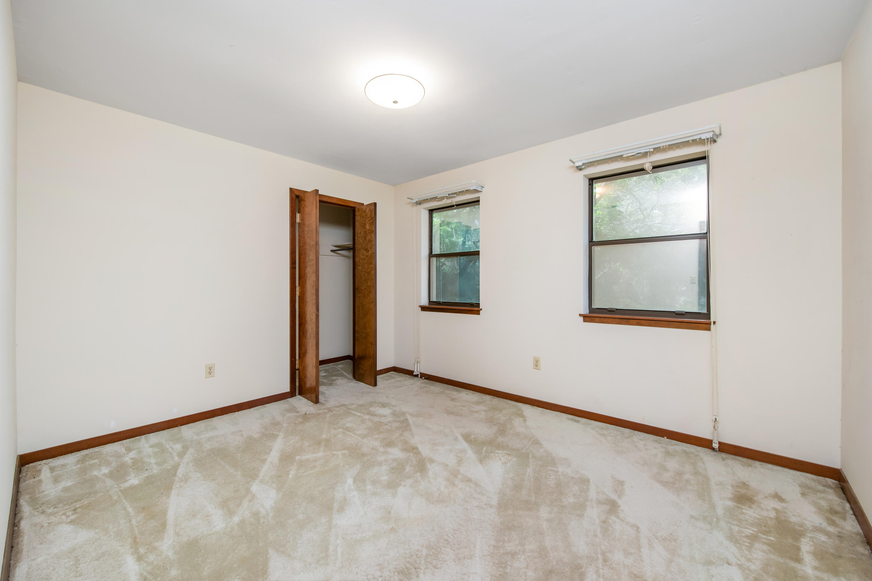 BAYOU WOODS 4TH ADDN LOT 9 - Residential