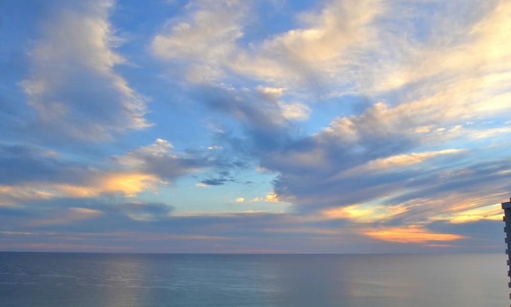 TIDES AT TOPS'L - Residential