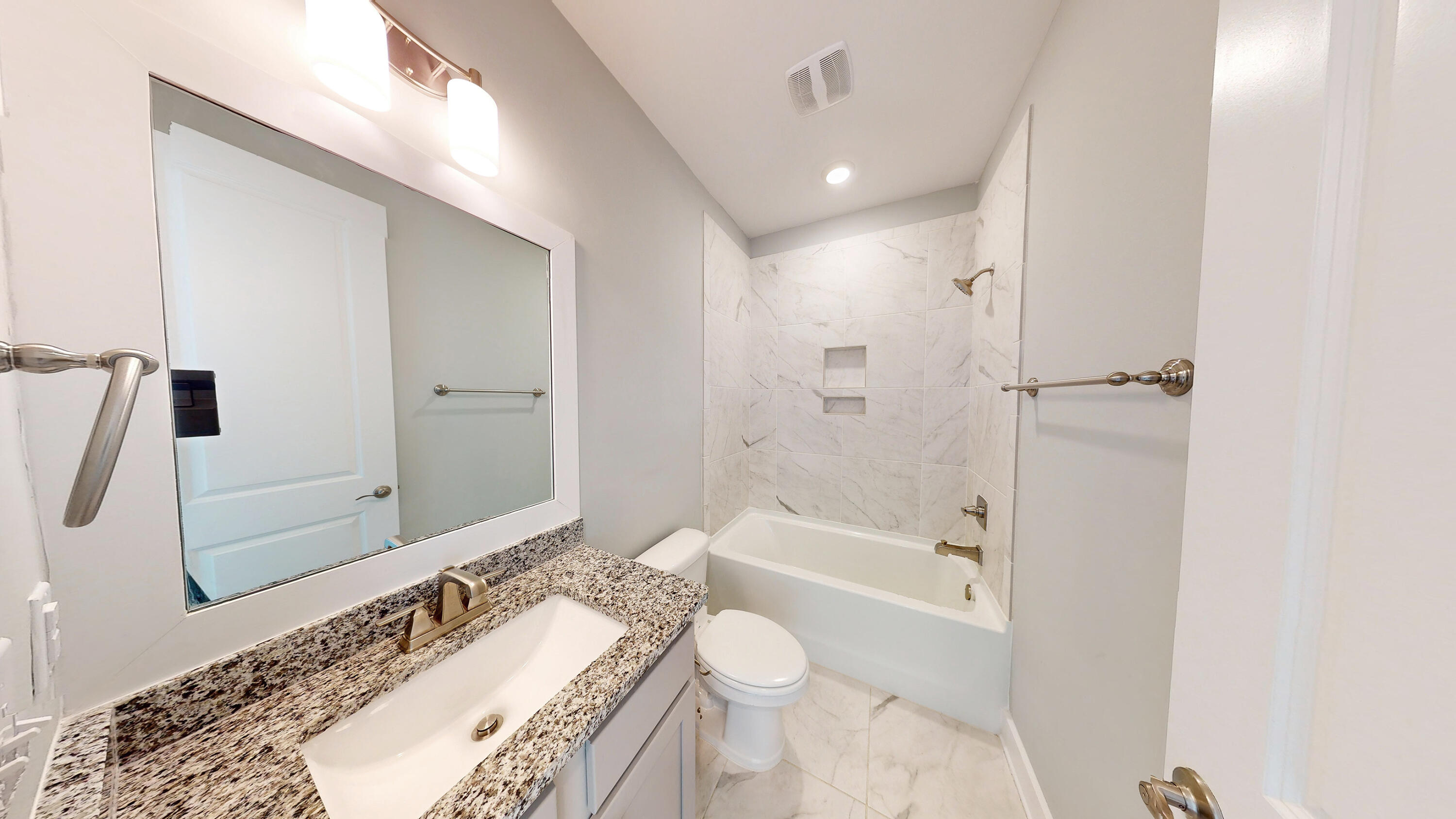 Daxton on the Bay - Residential Lease