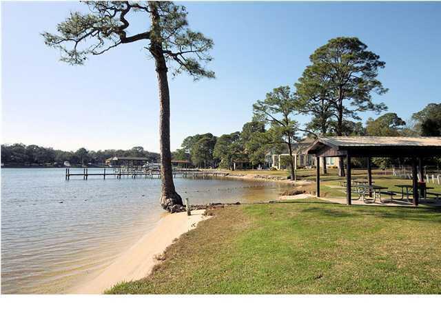 BAYOU POQUITO - Residential