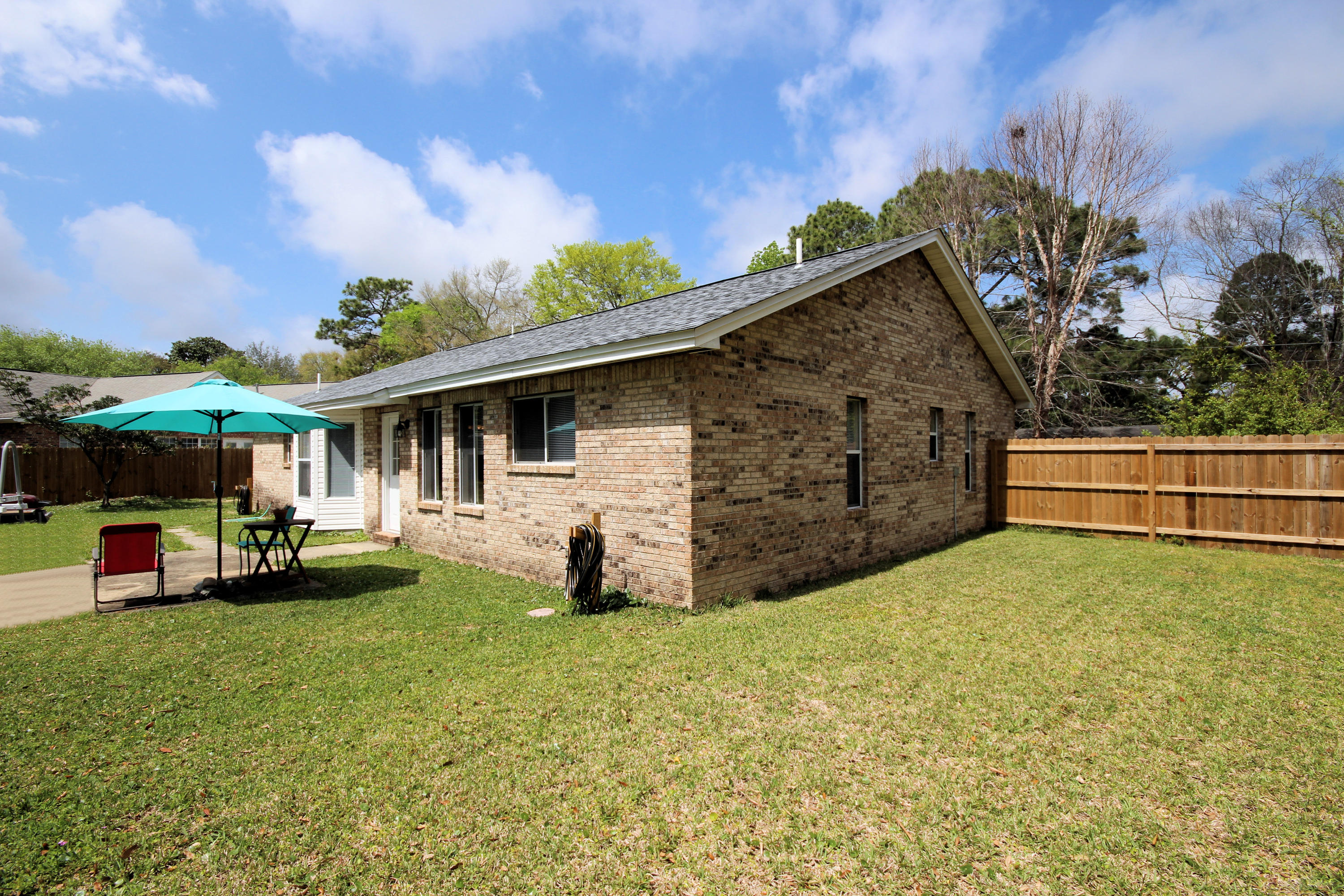 BAYOU POQUITO - Residential