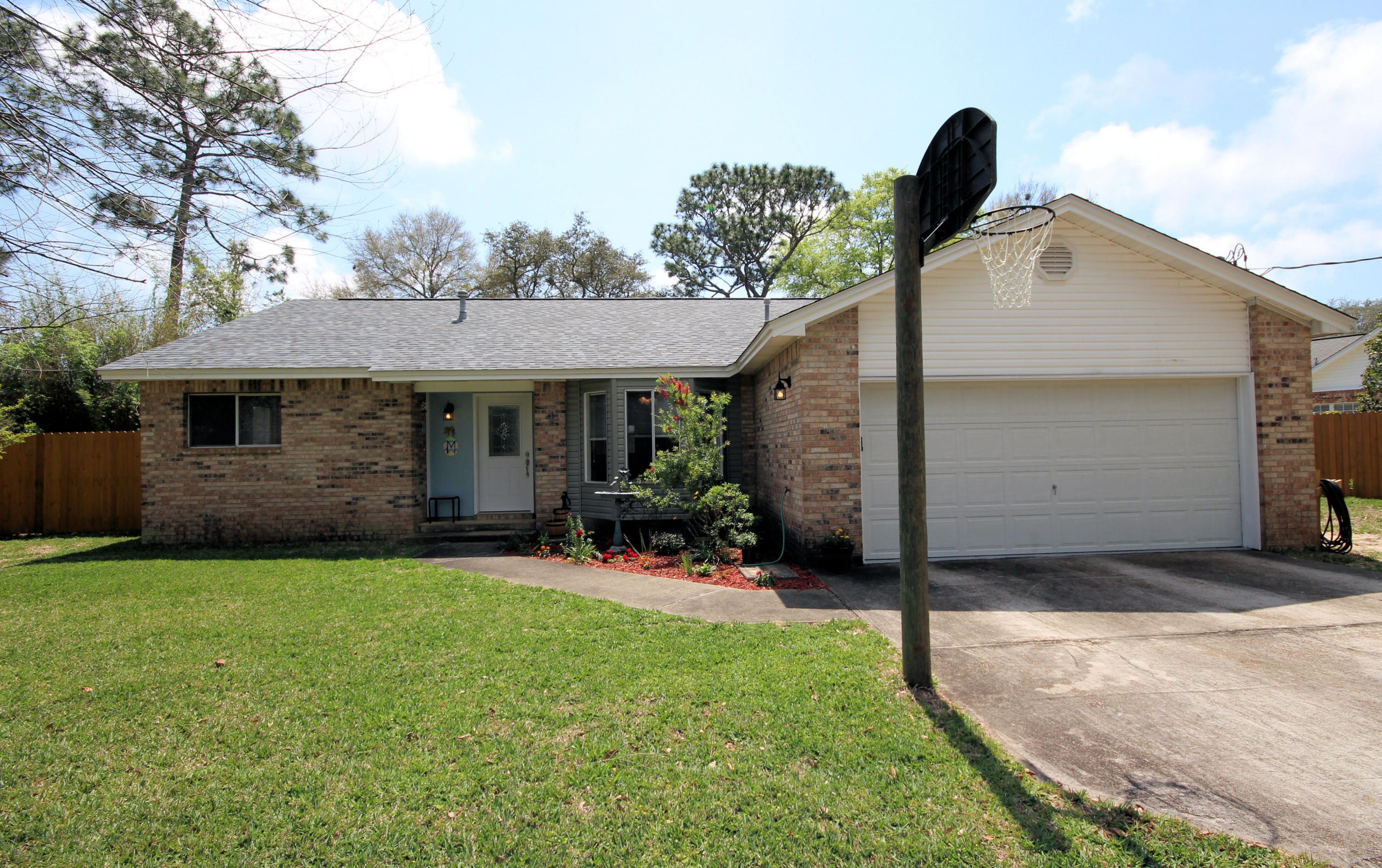 BAYOU POQUITO - Residential