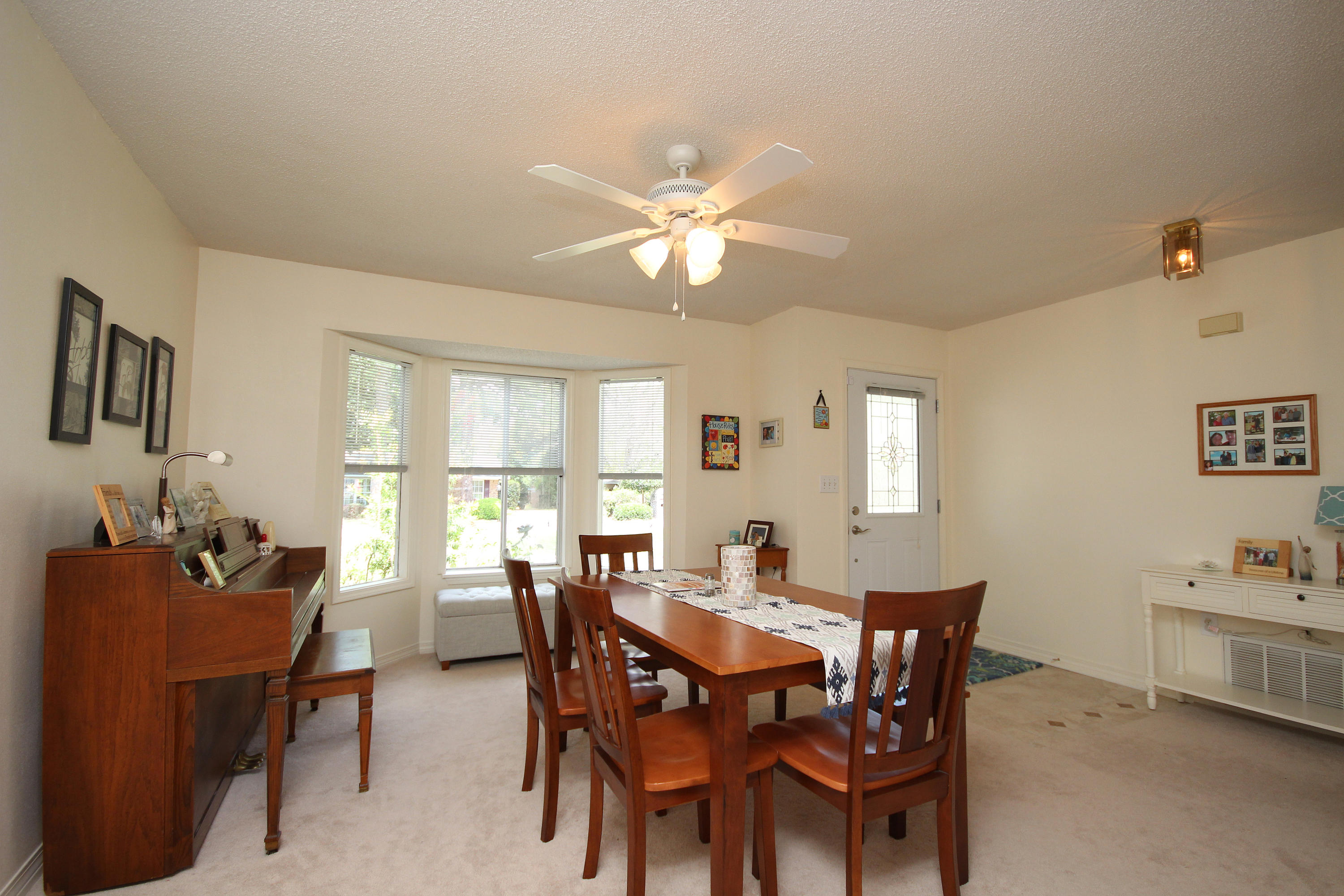 BAYOU POQUITO - Residential