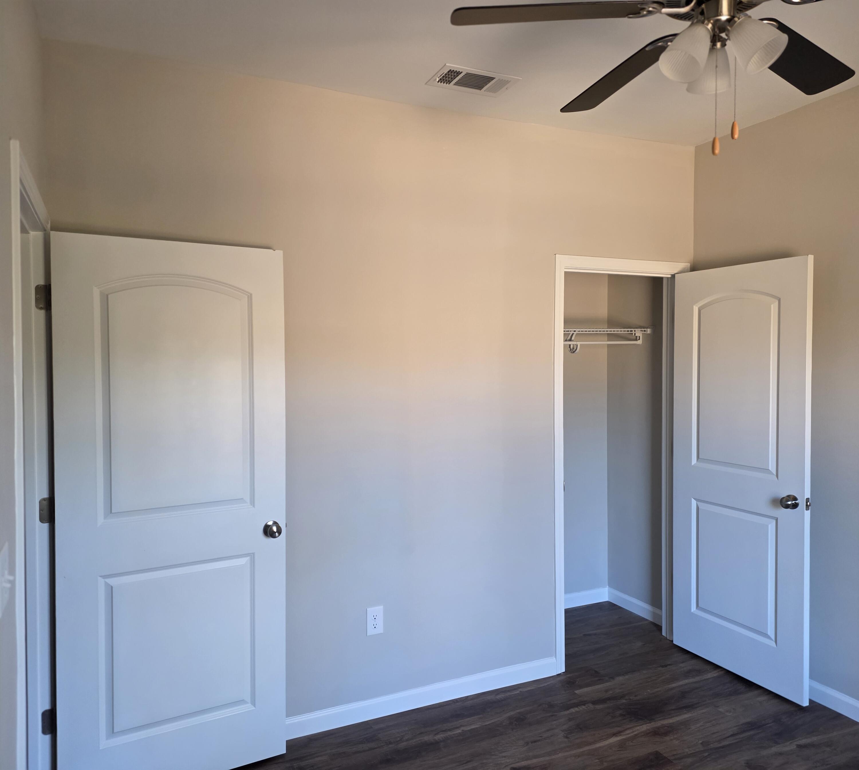 OAKWOOD HILLS UNIT 1 - Residential