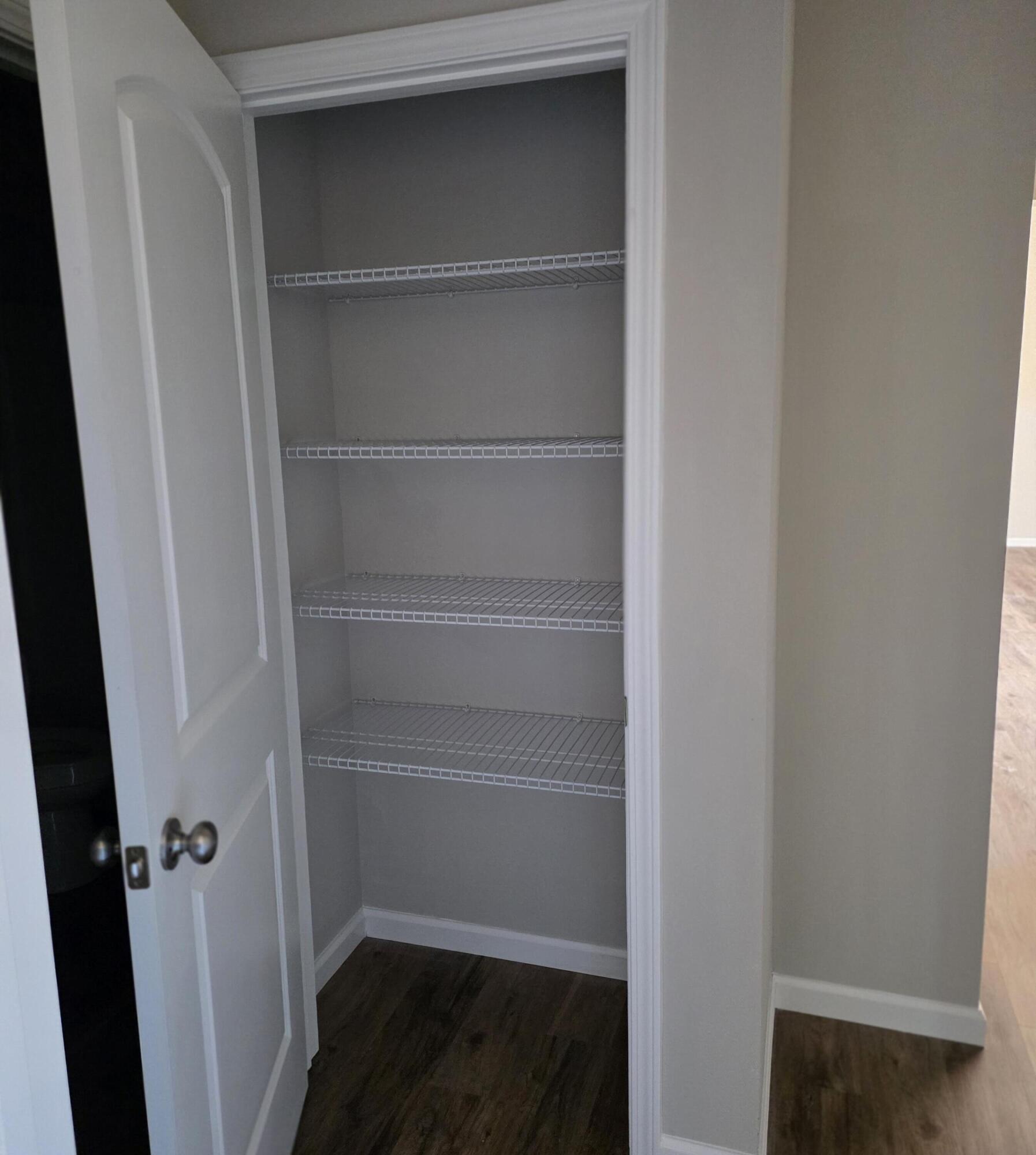 OAKWOOD HILLS UNIT 1 - Residential