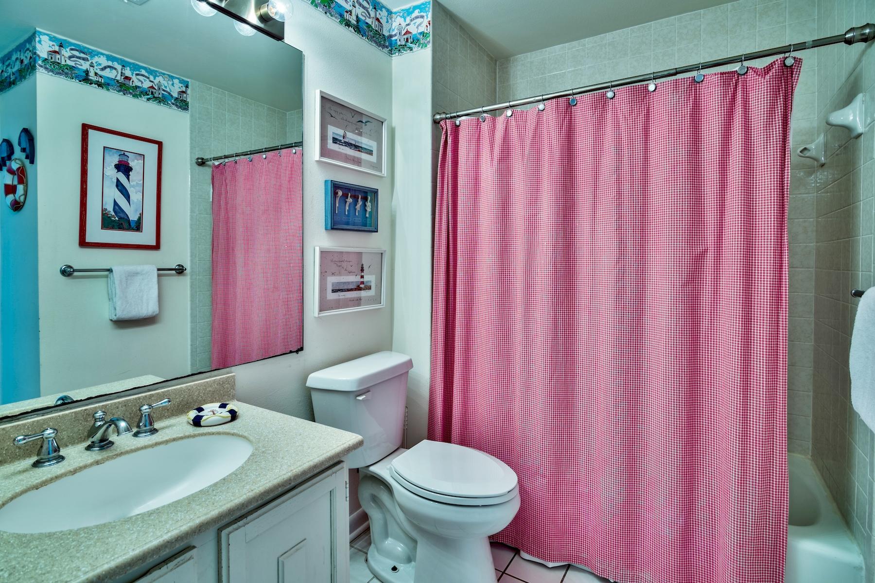 HUNTINGTON BY THE SEA CONDO - Residential
