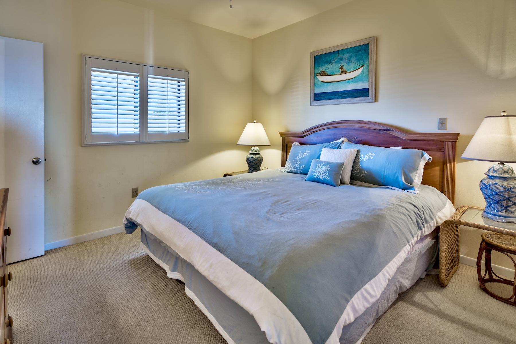 HUNTINGTON BY THE SEA CONDO - Residential
