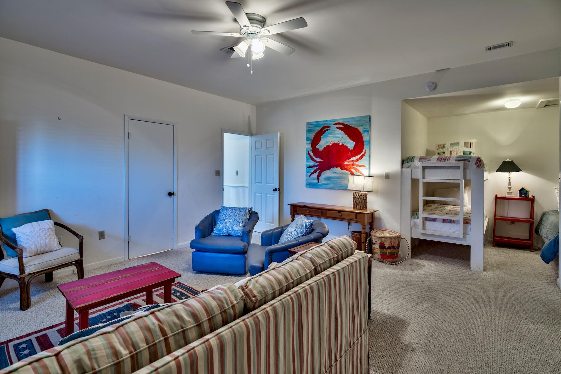 HUNTINGTON BY THE SEA CONDO - Residential