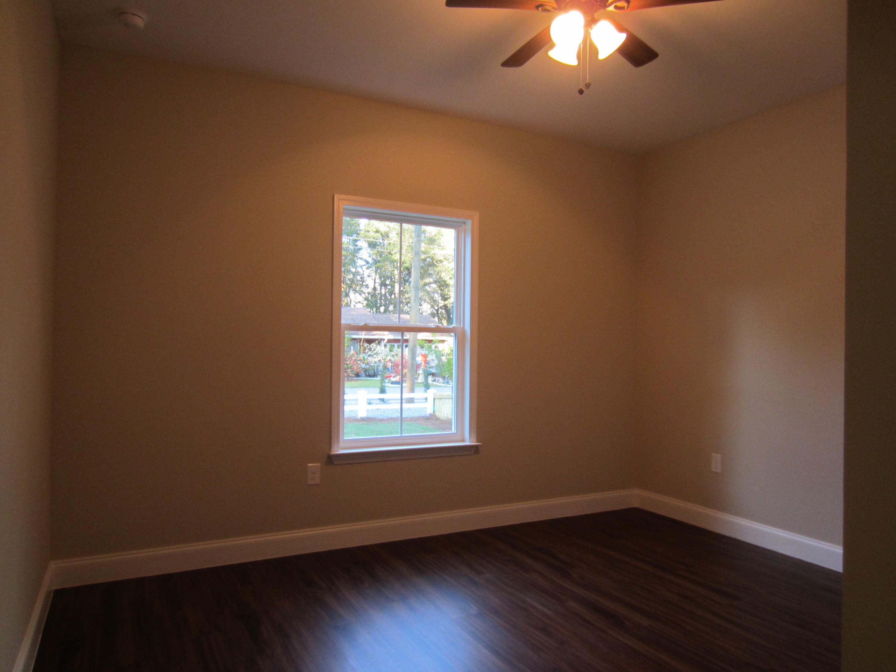 BAYWOOD ESTATES - Residential