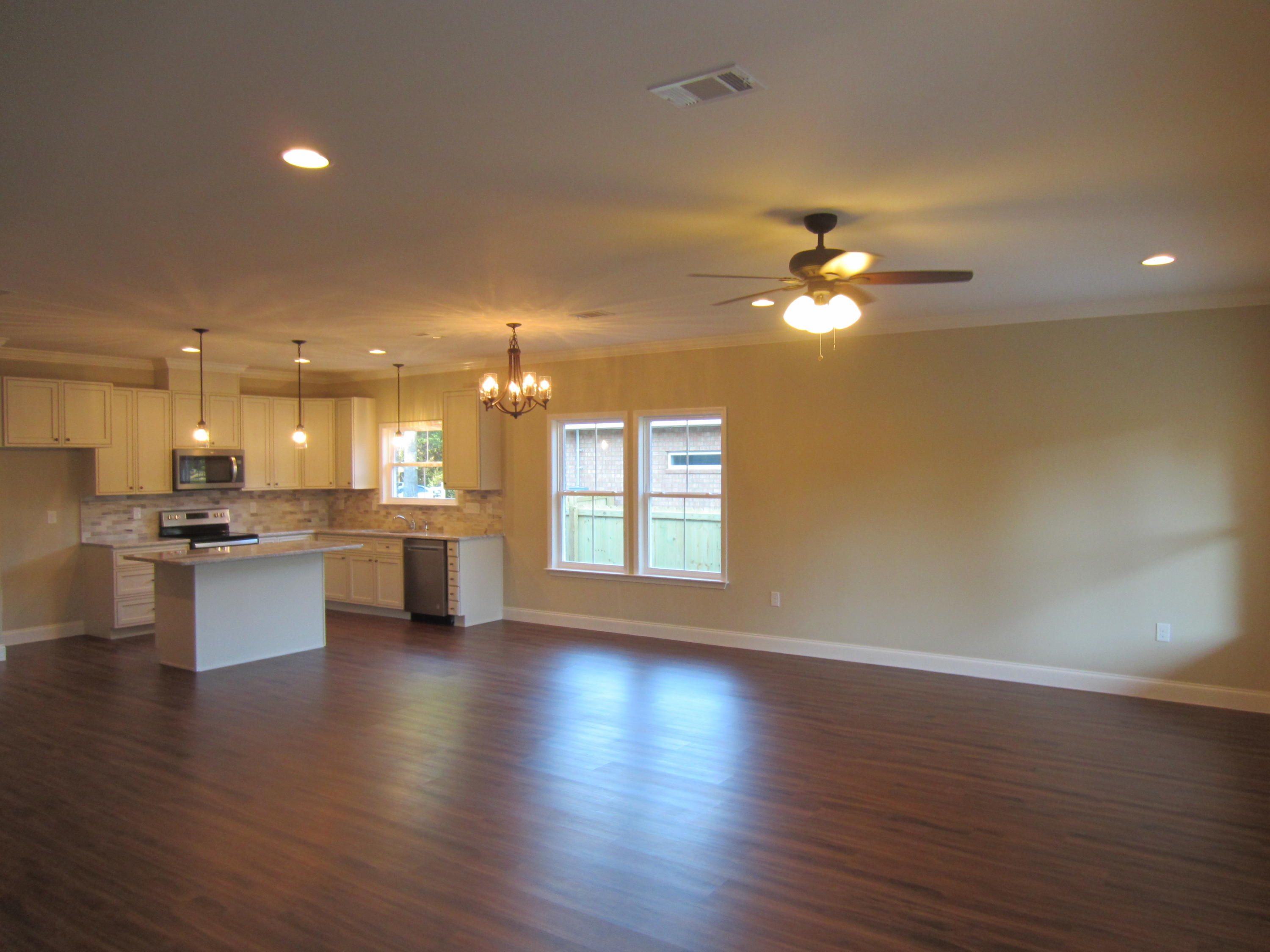 BAYWOOD ESTATES - Residential