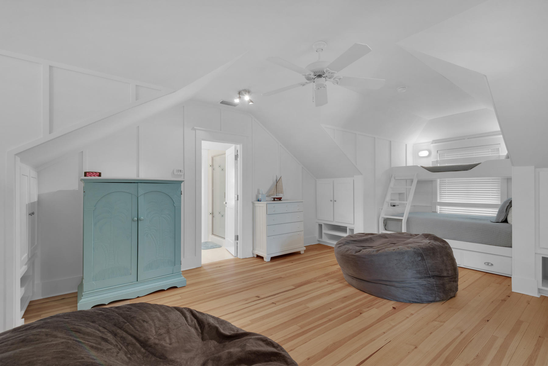 WATERCOLOR - Residential