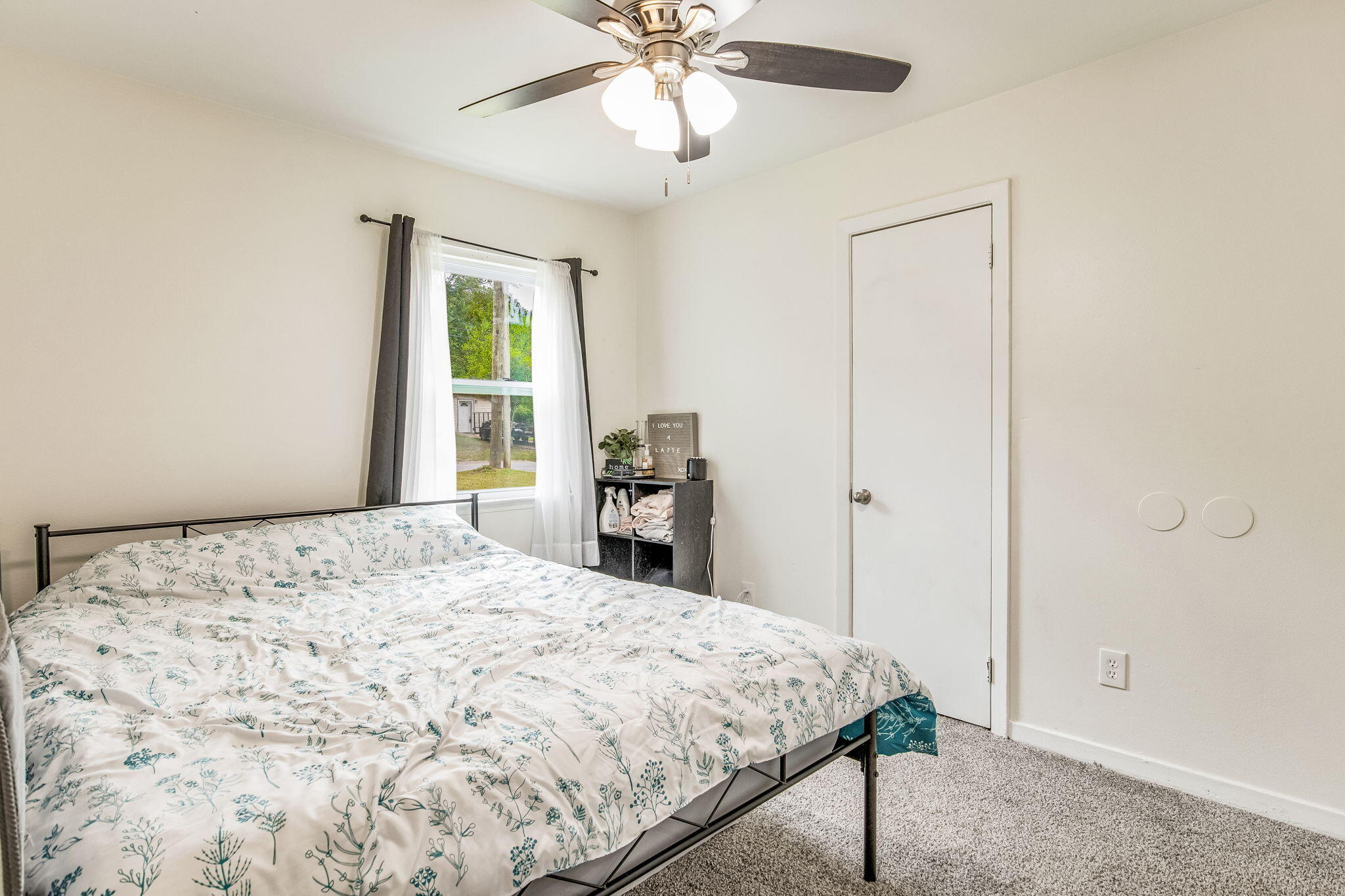 CRESCENT LAKE - Residential