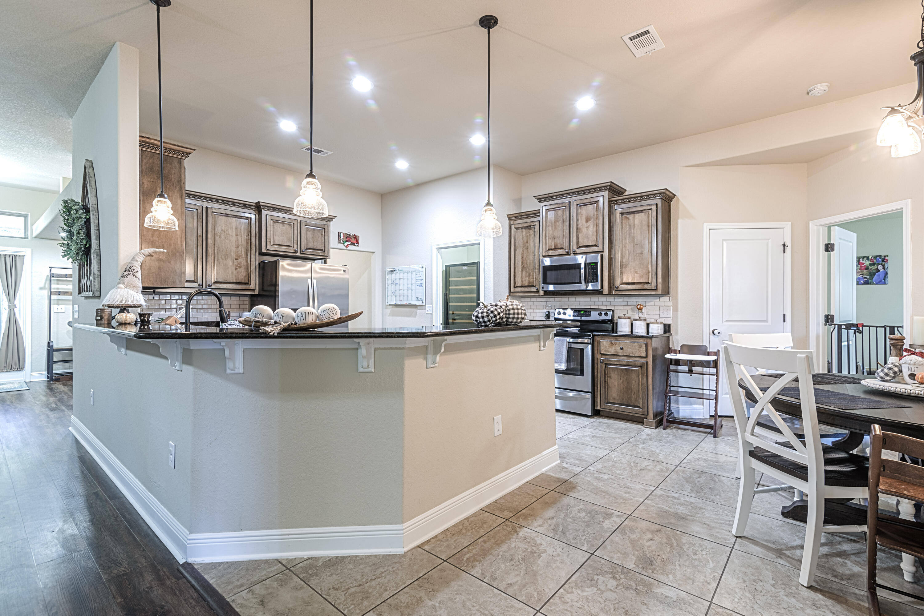 C-VIEW SOUTH  HOMEWOOD ESTATE - Residential