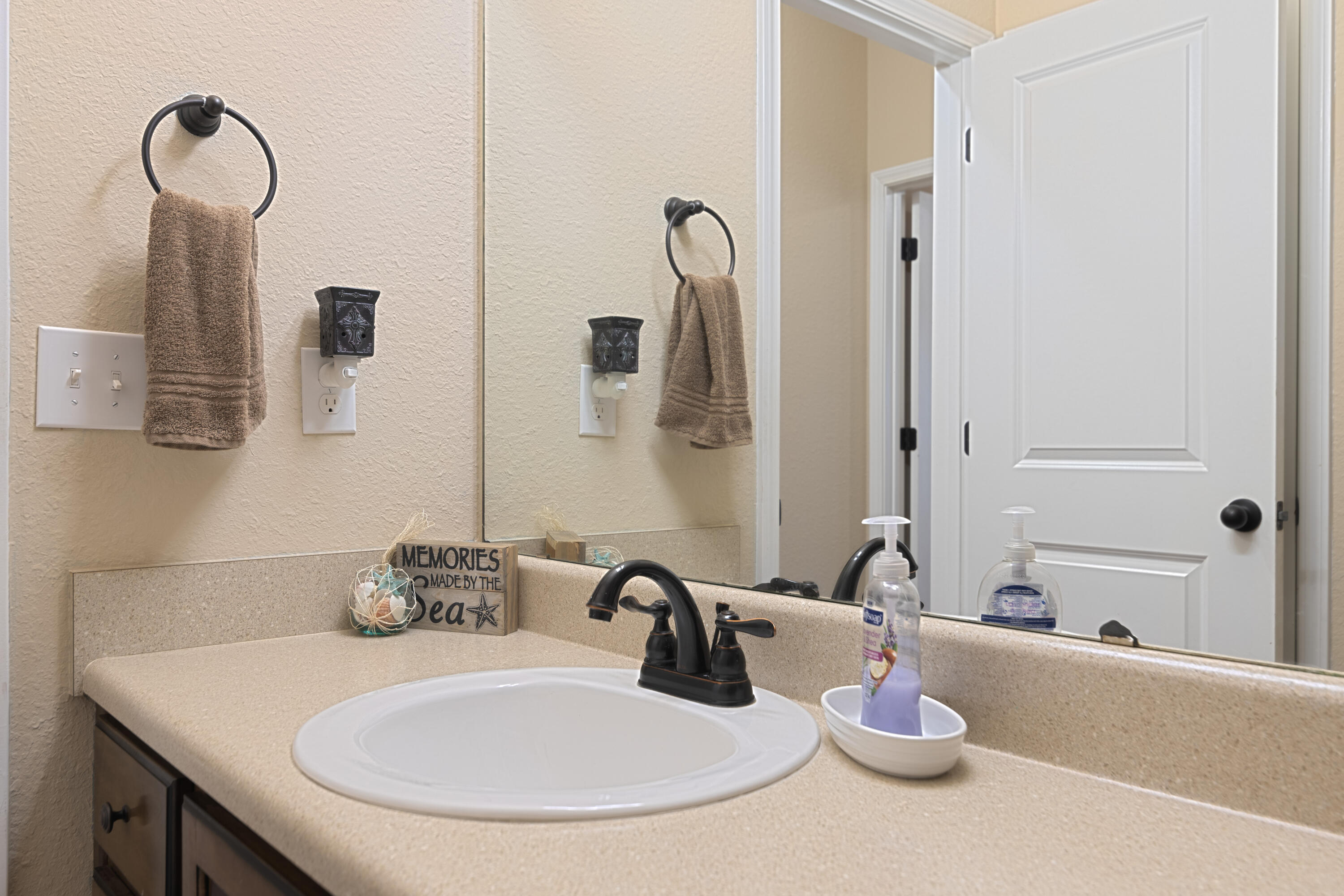 C-VIEW SOUTH  HOMEWOOD ESTATE - Residential