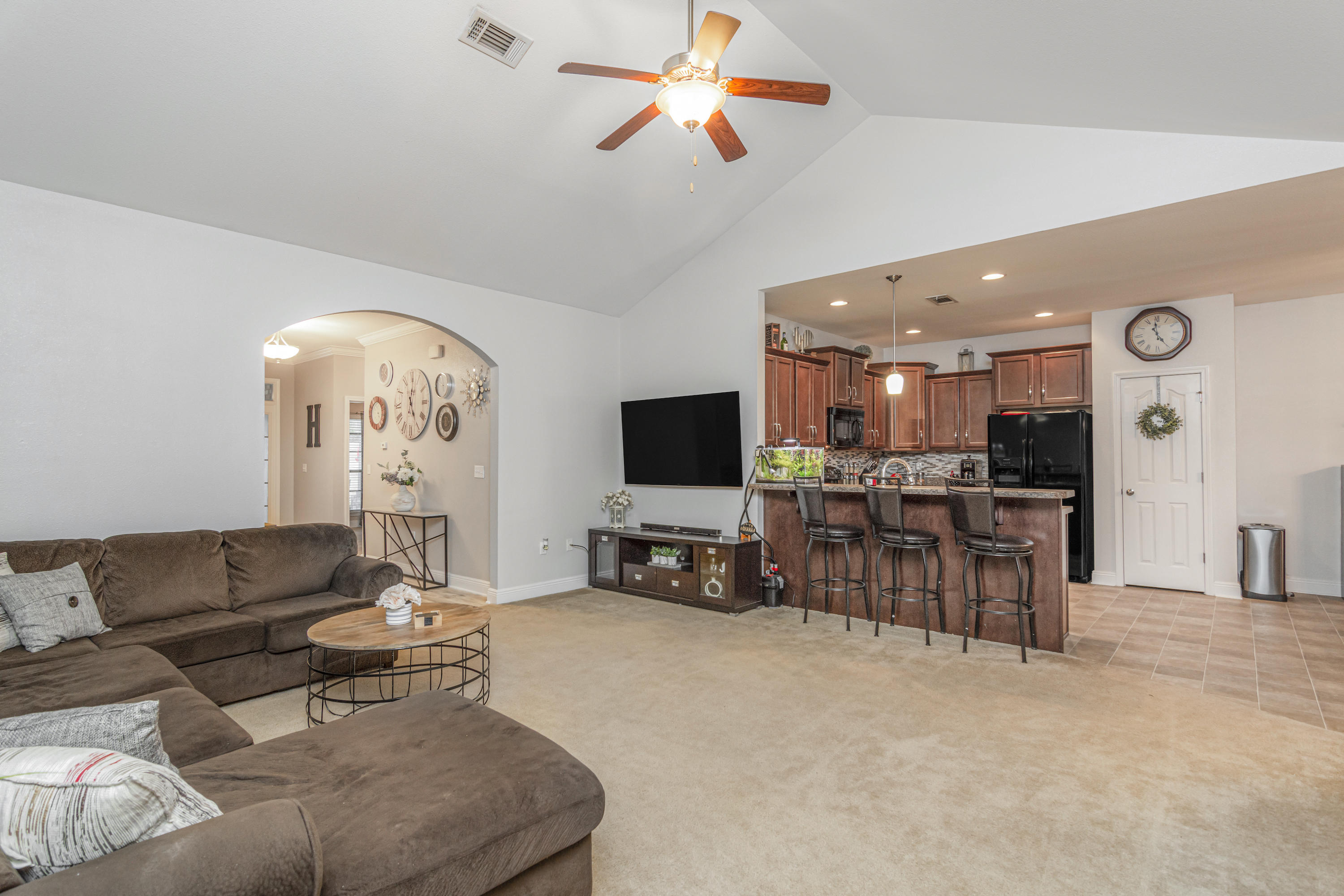 ROLLING RIDGE - Residential