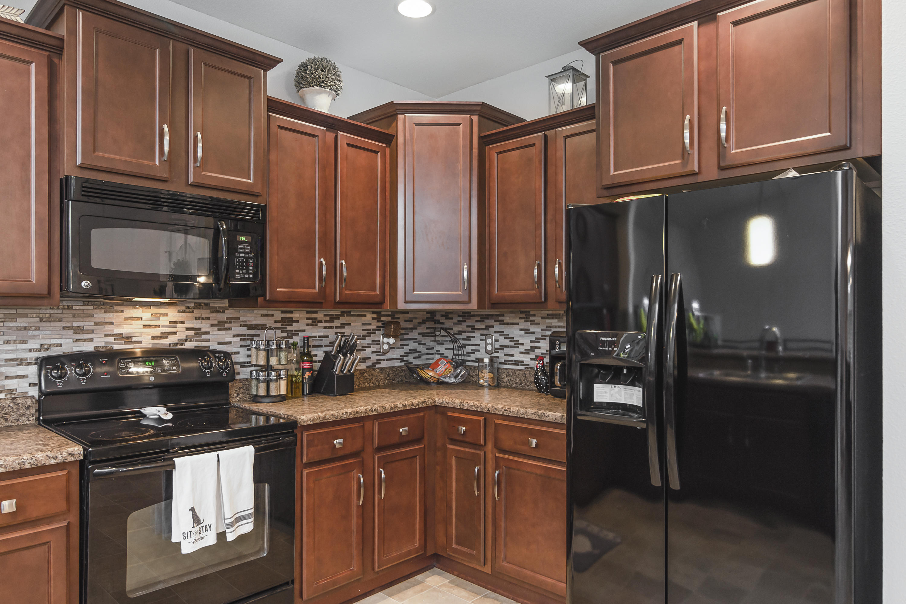 ROLLING RIDGE - Residential