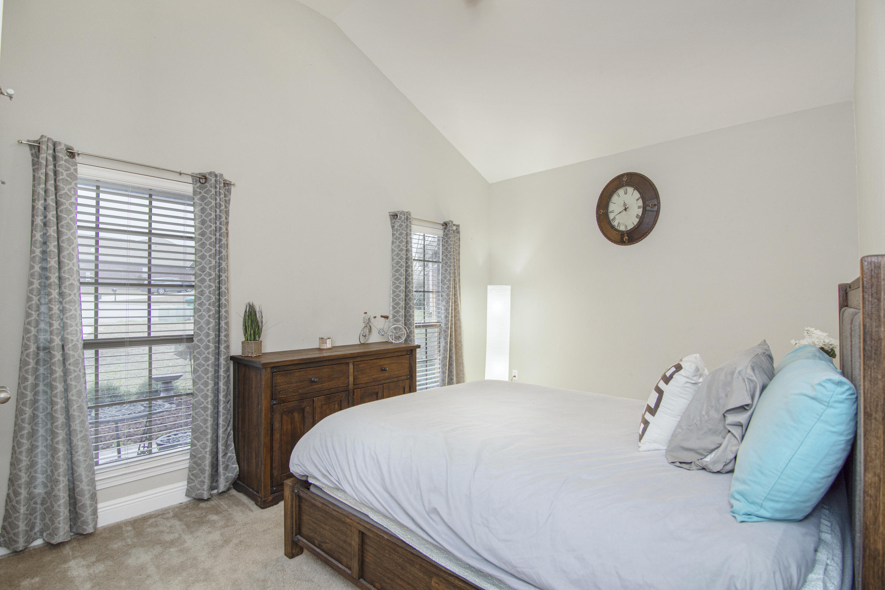 ROLLING RIDGE - Residential