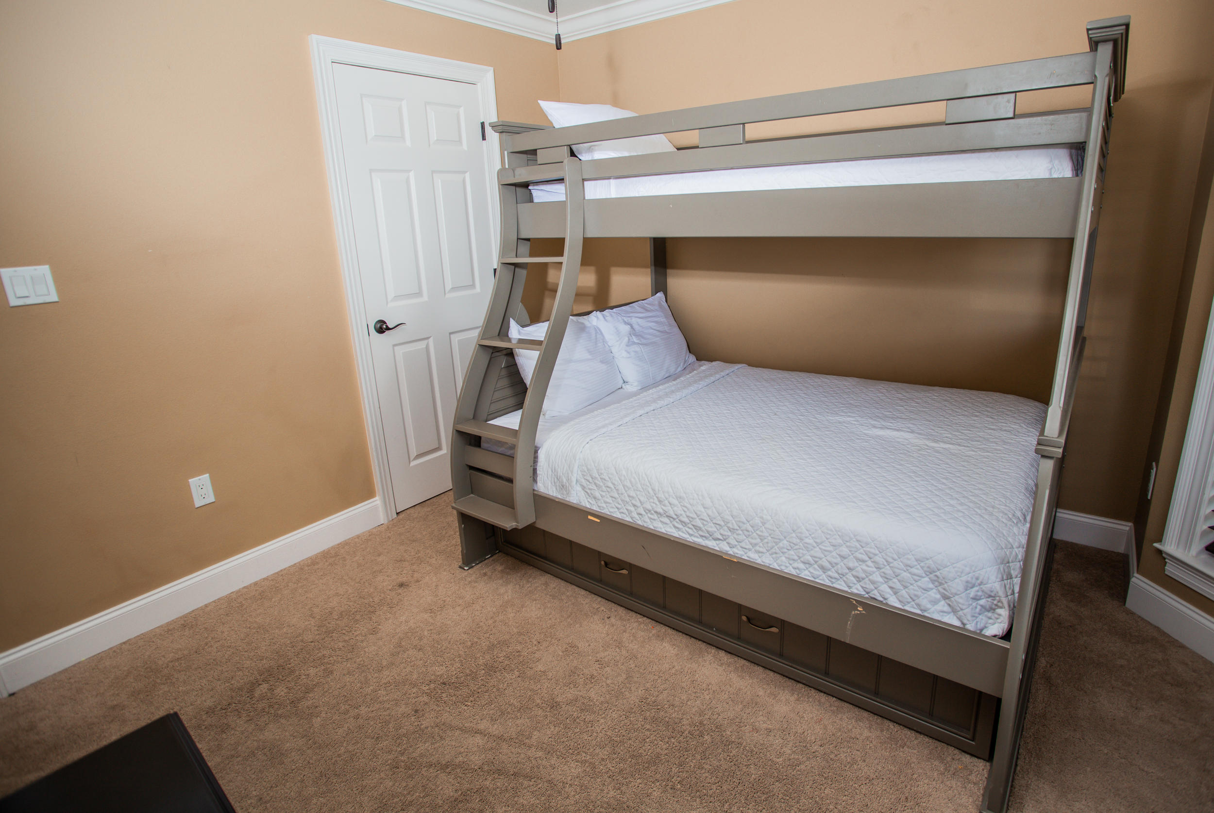 SUNSAIL S/D - Residential