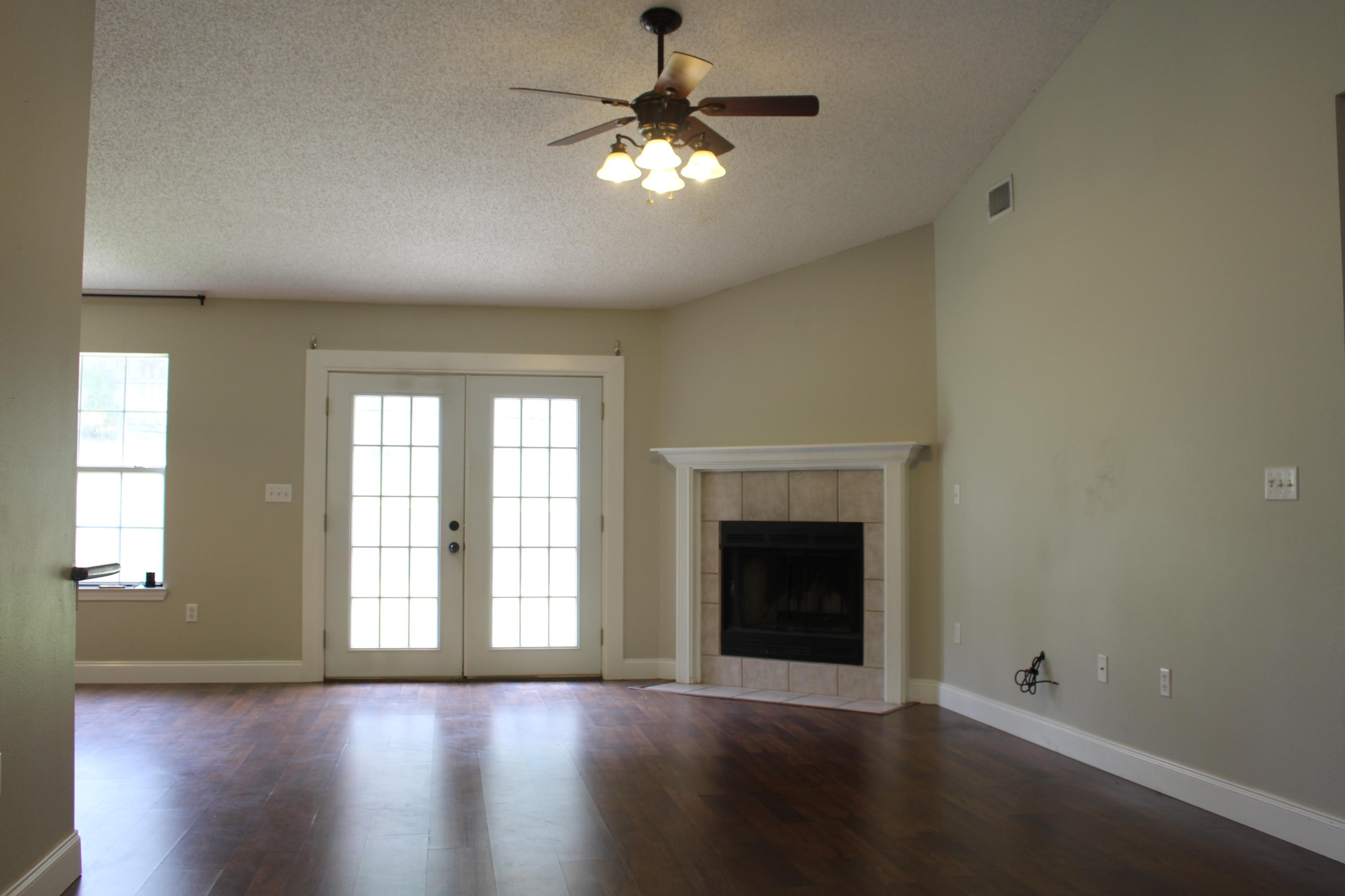 RIVERCHASE S/D PH 1 - Residential