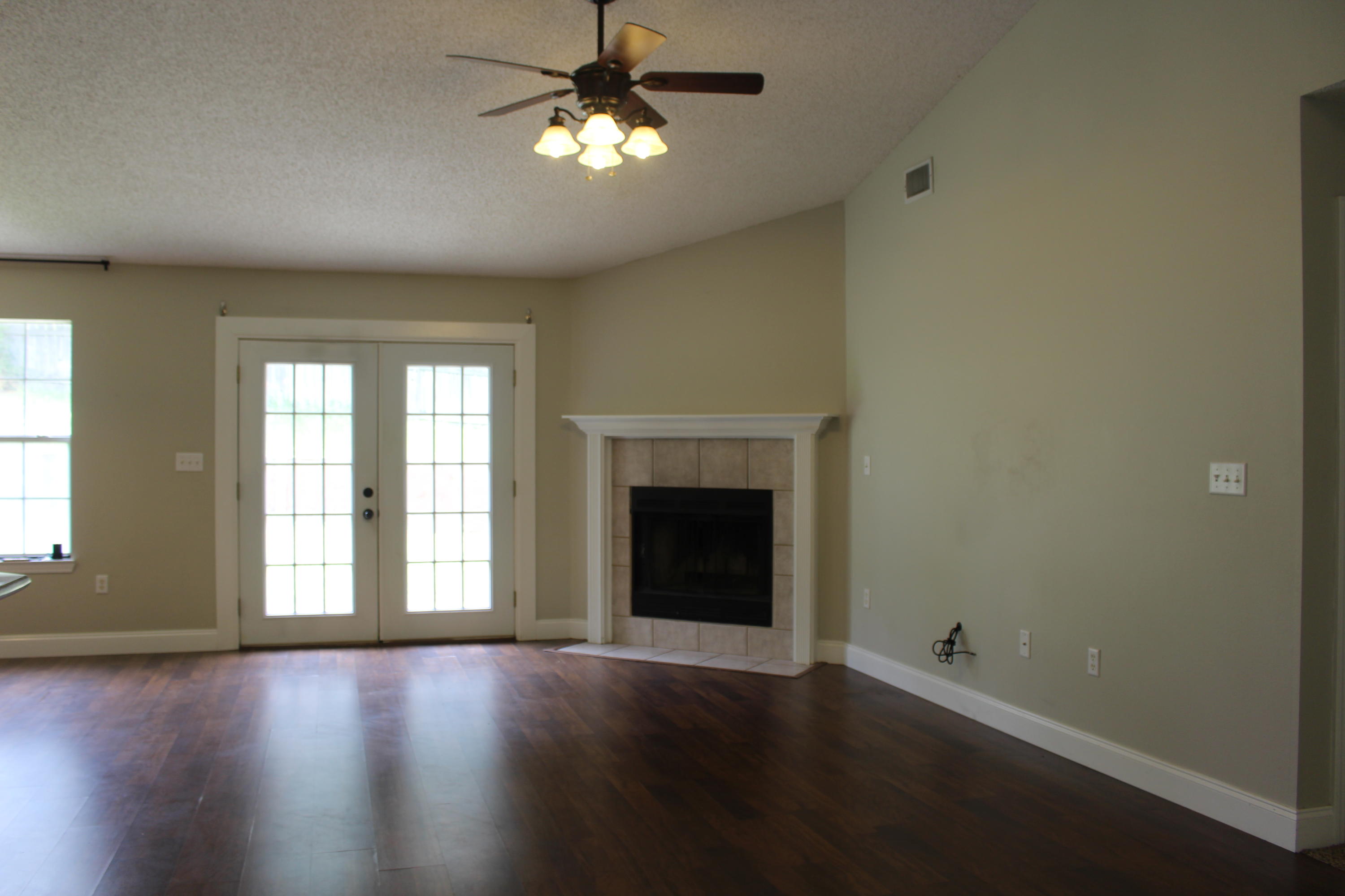 RIVERCHASE S/D PH 1 - Residential