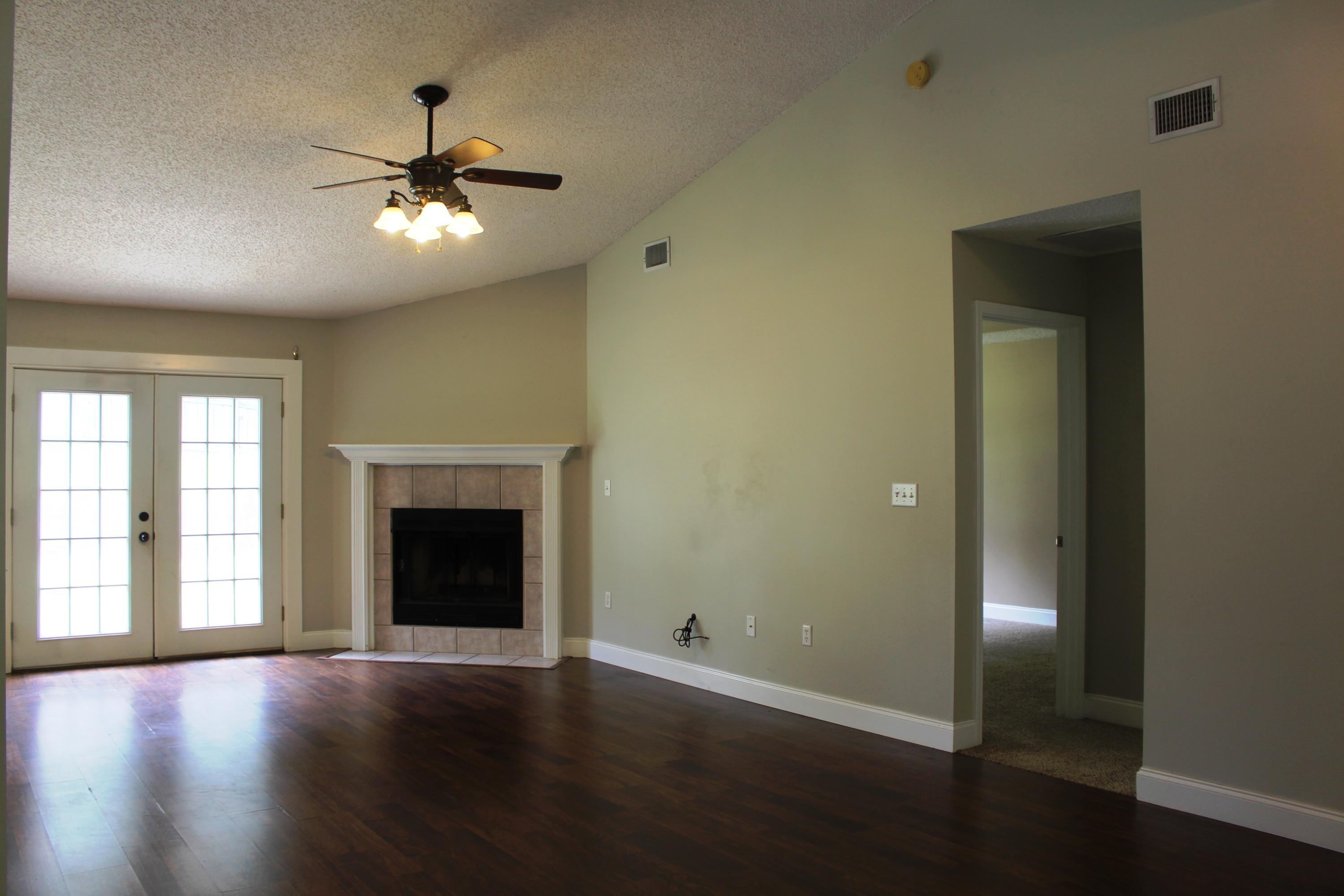 RIVERCHASE S/D PH 1 - Residential