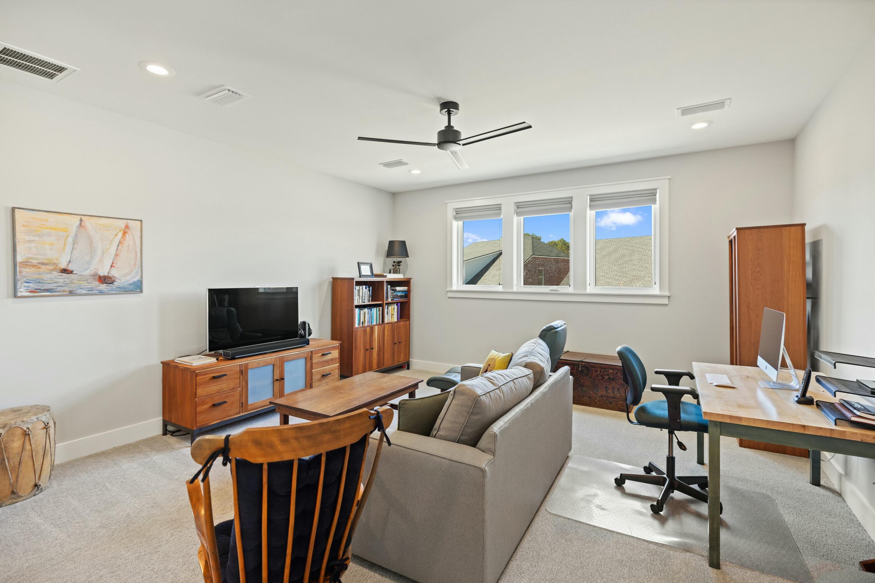 ADDIES PLACE - Residential