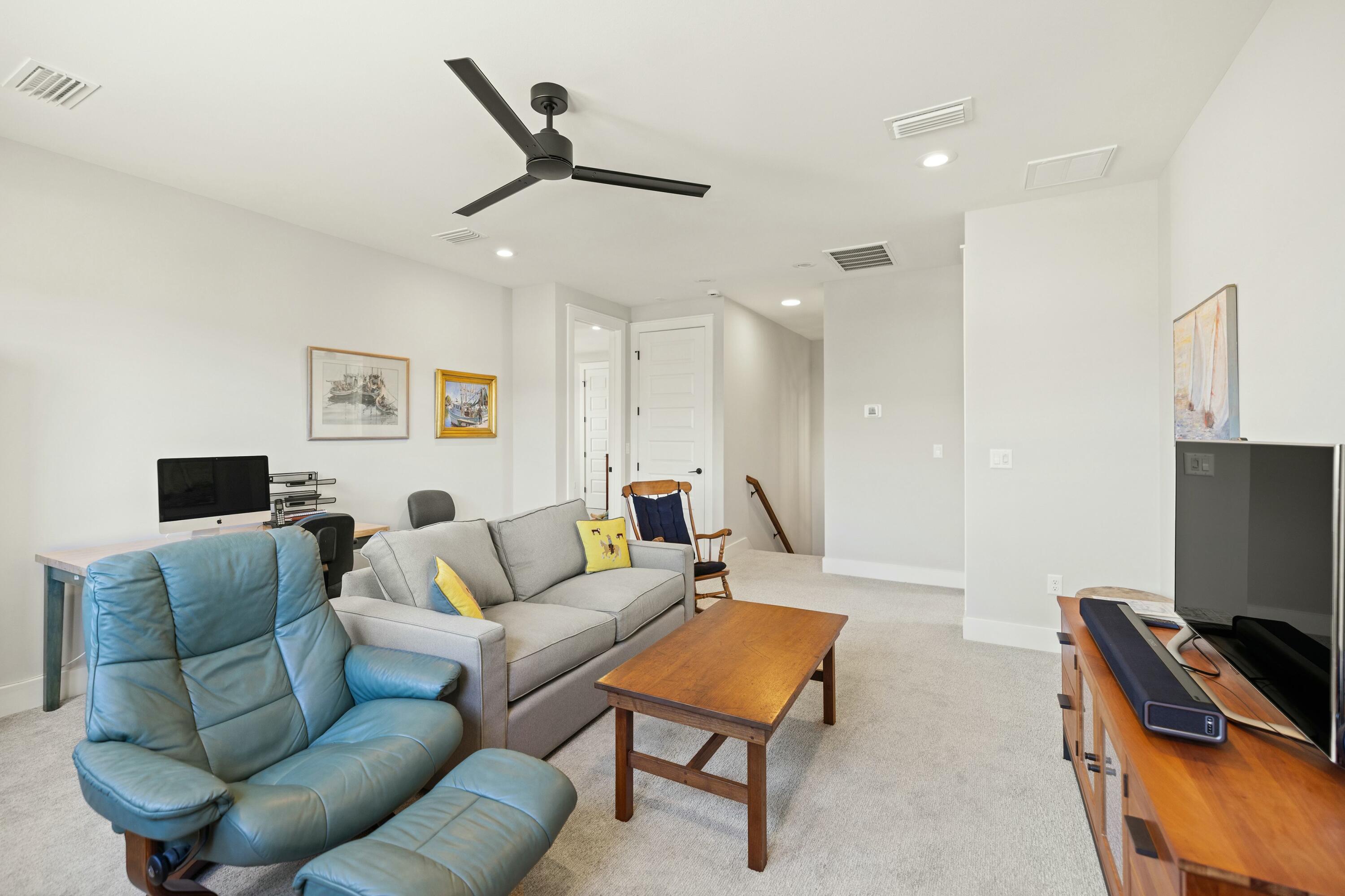 ADDIES PLACE - Residential