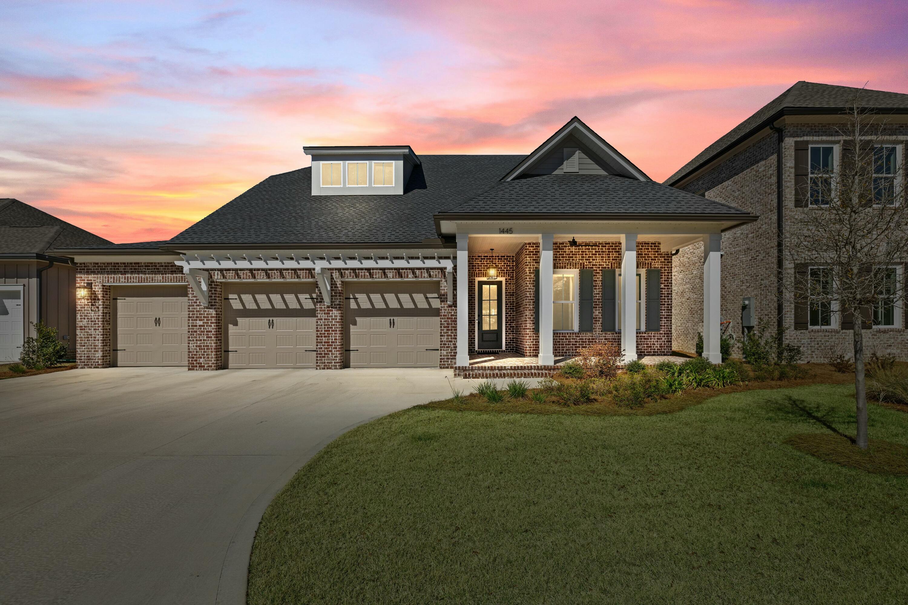 ADDIES PLACE - Residential