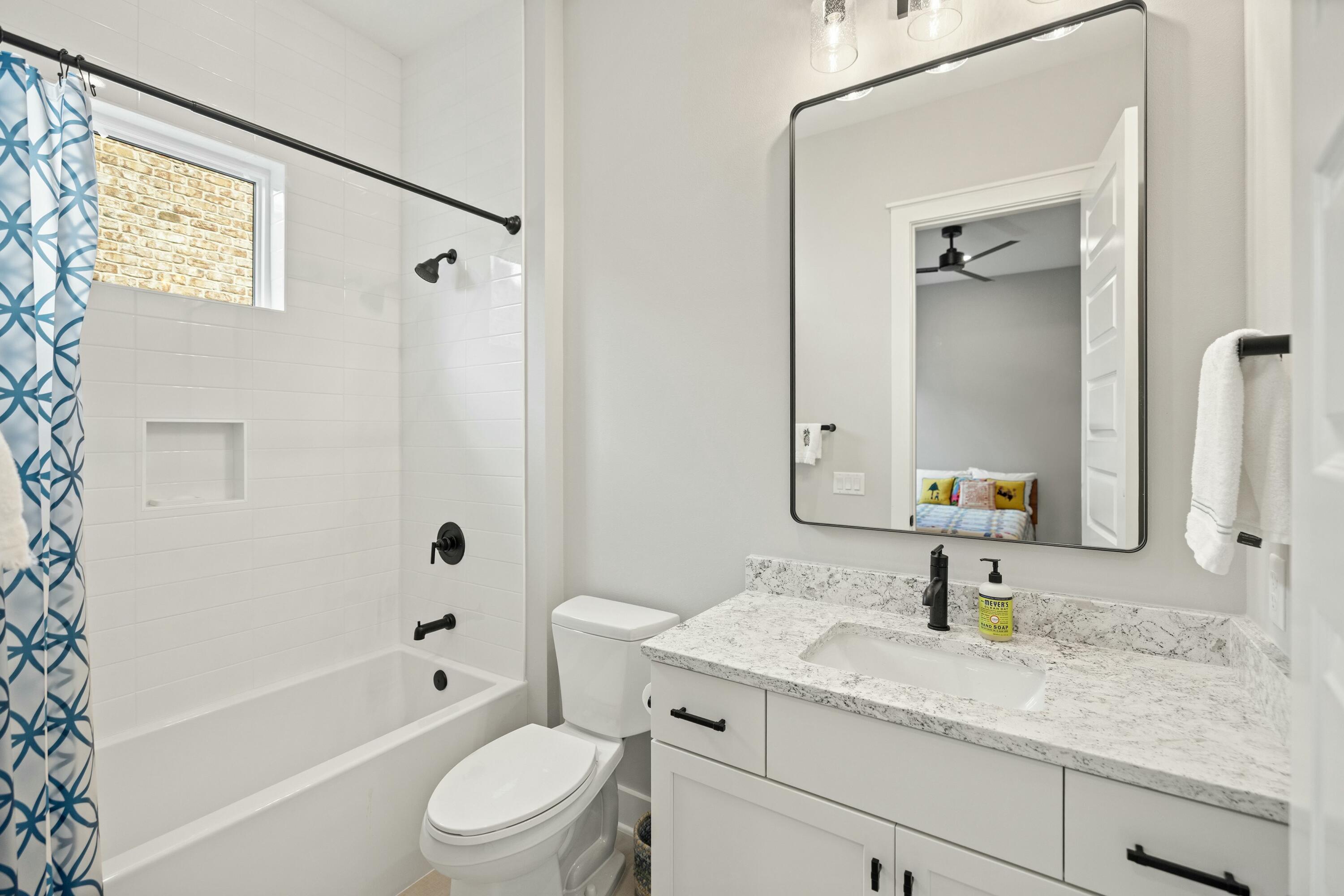 ADDIES PLACE - Residential