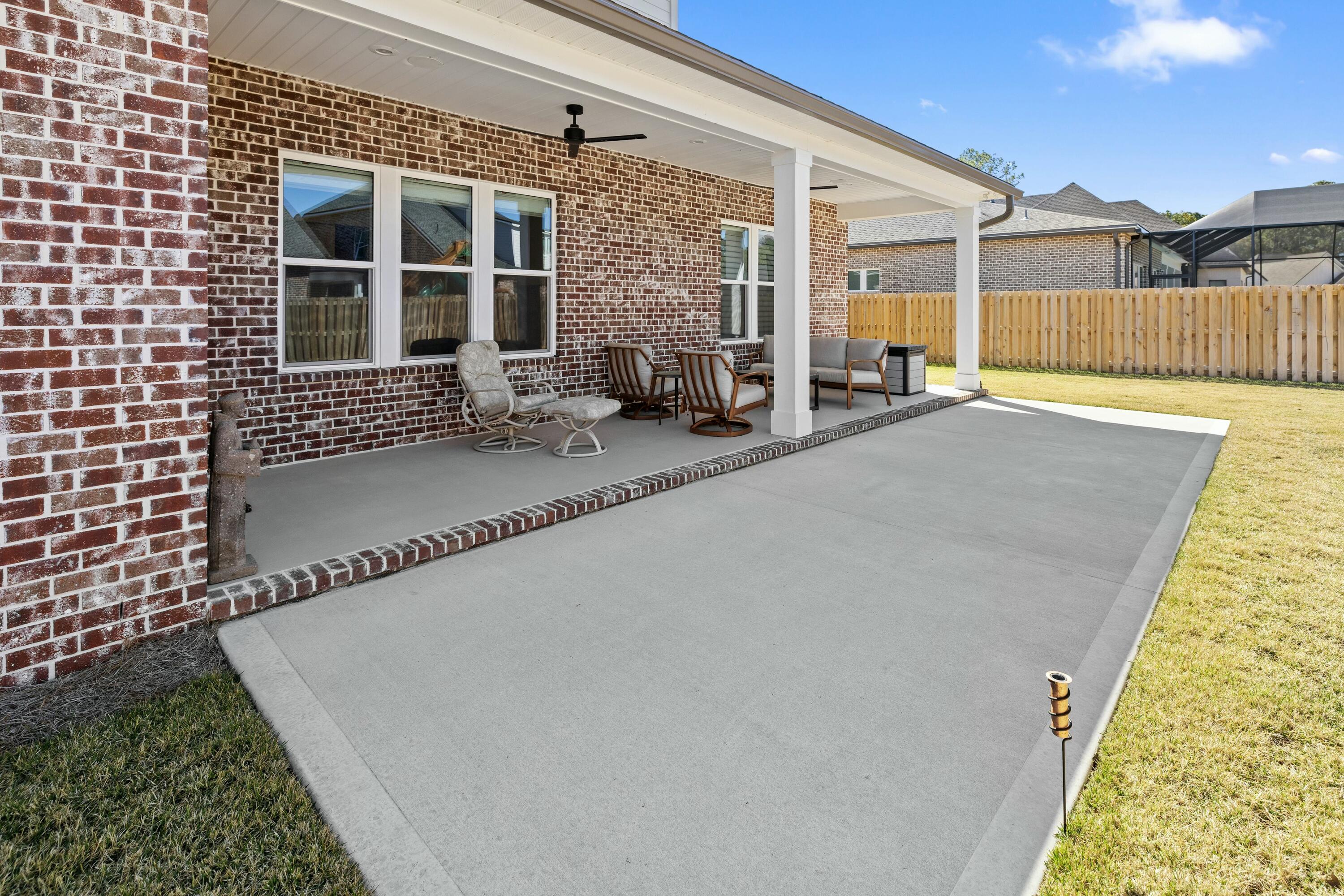 ADDIES PLACE - Residential