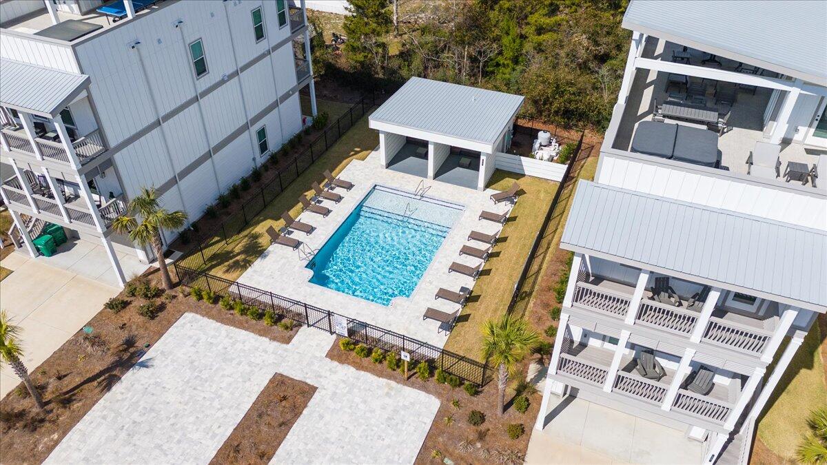 Twin Palms - Residential