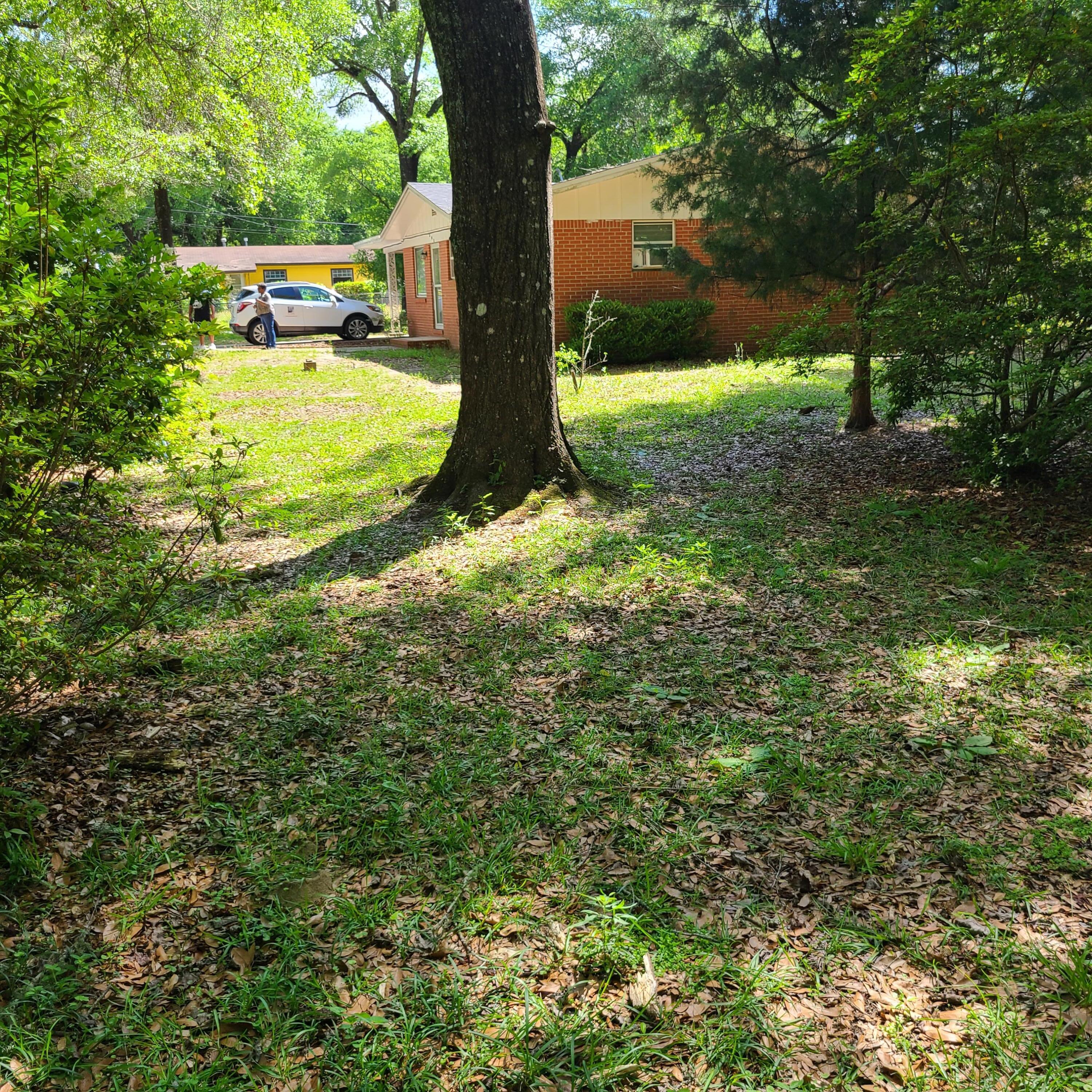 CRESTVIEW - Residential