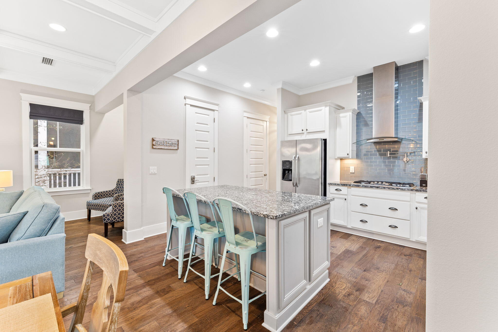 HIGHLAND PARKS - Residential