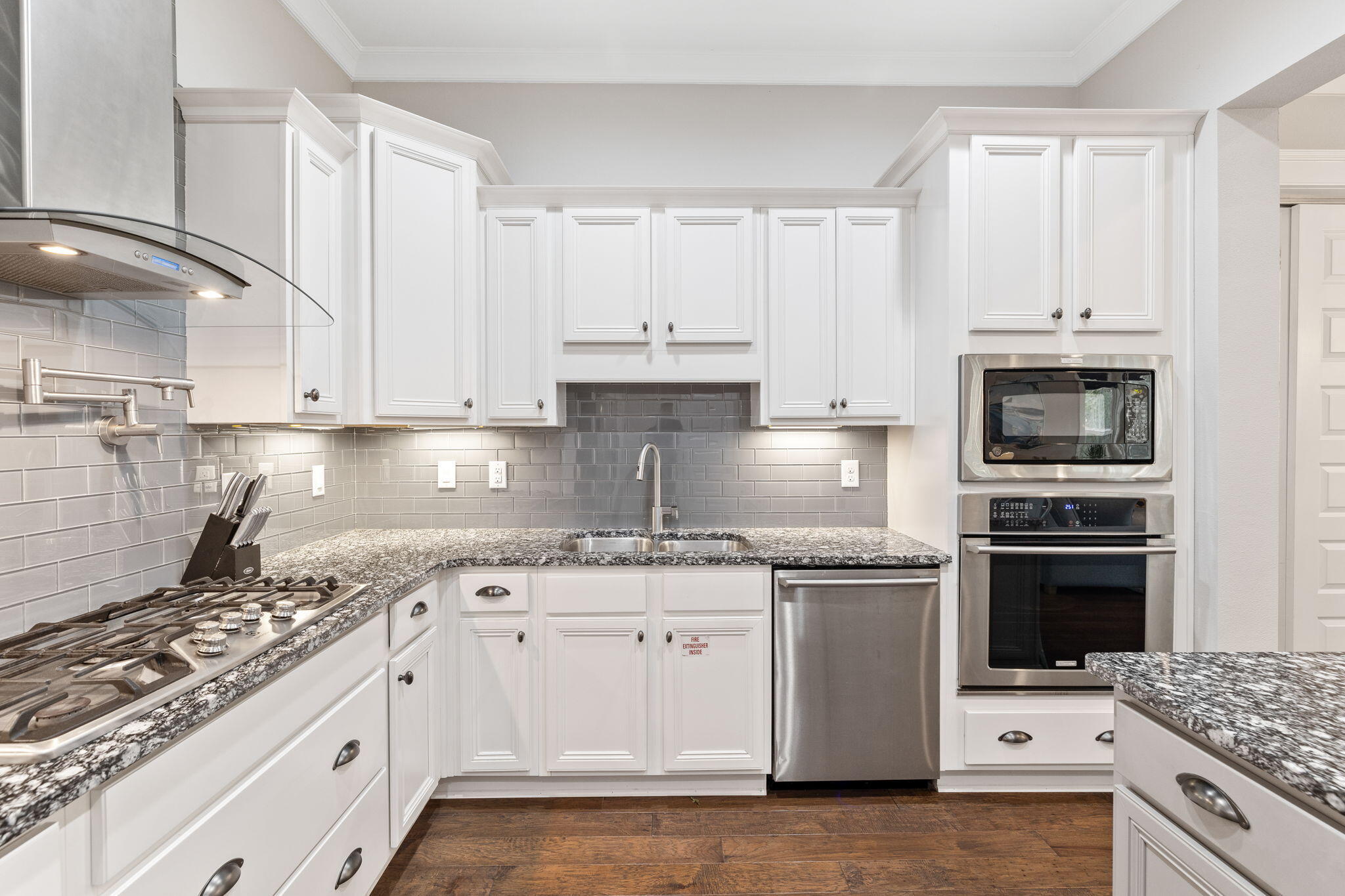 HIGHLAND PARKS - Residential