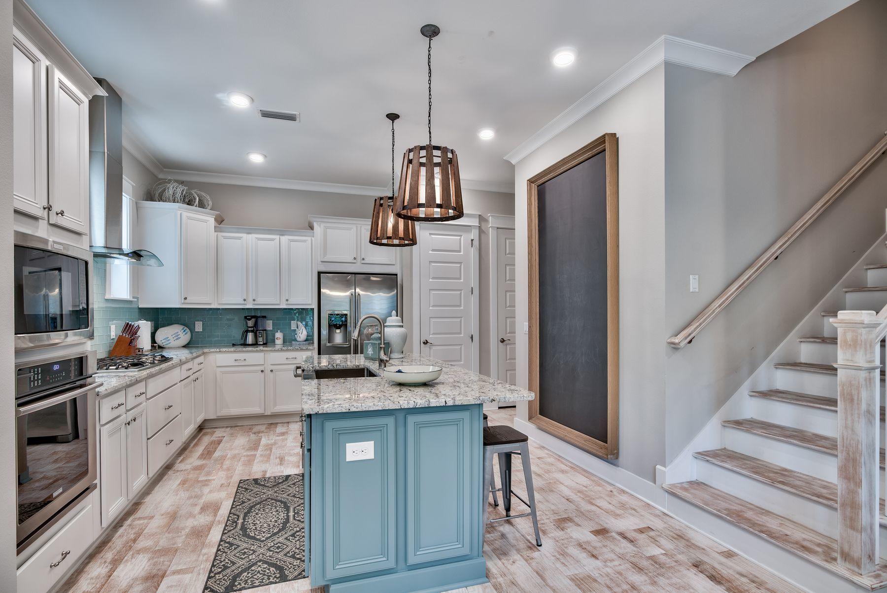 PROMINENCE - Residential