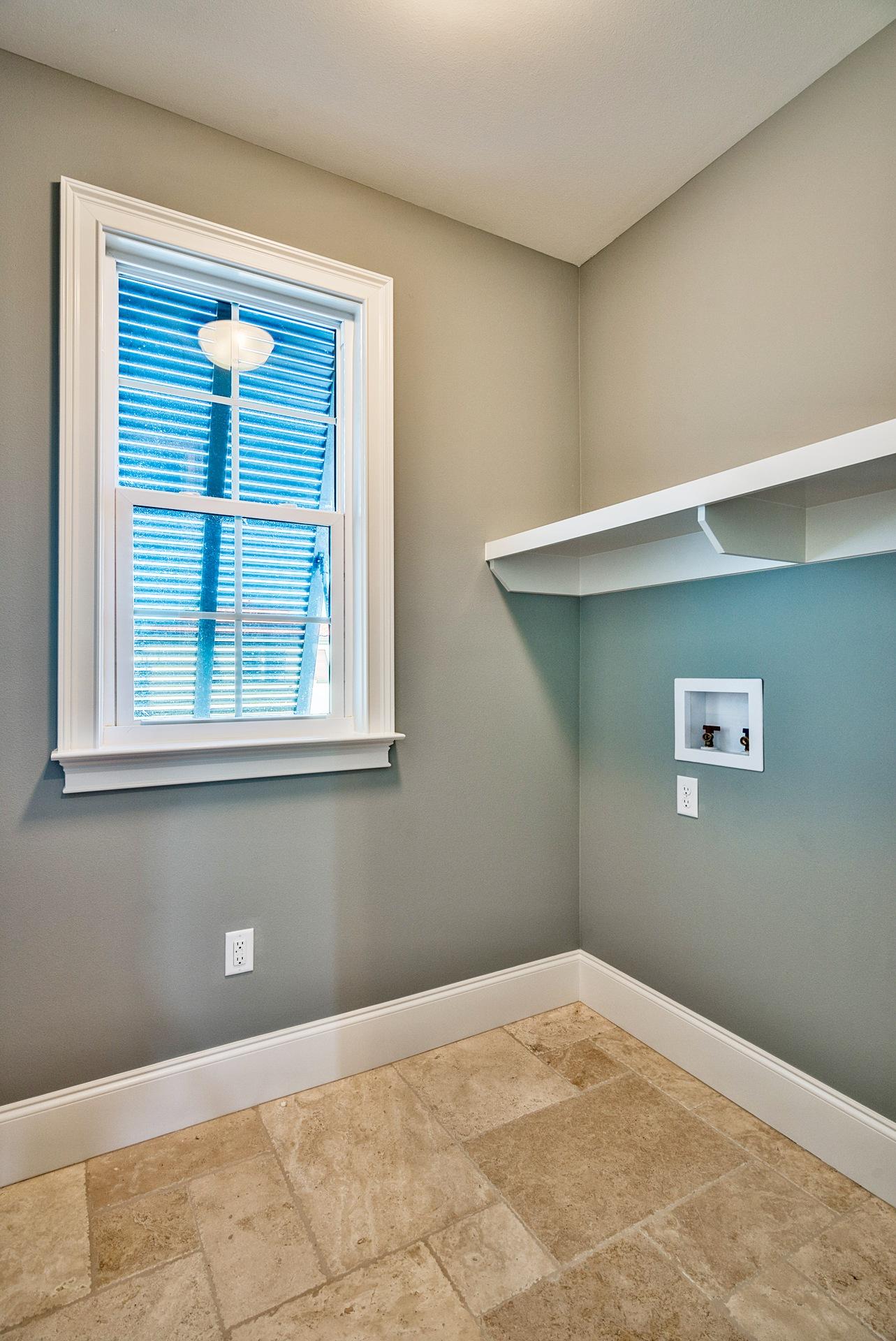 Villa Lago - Residential