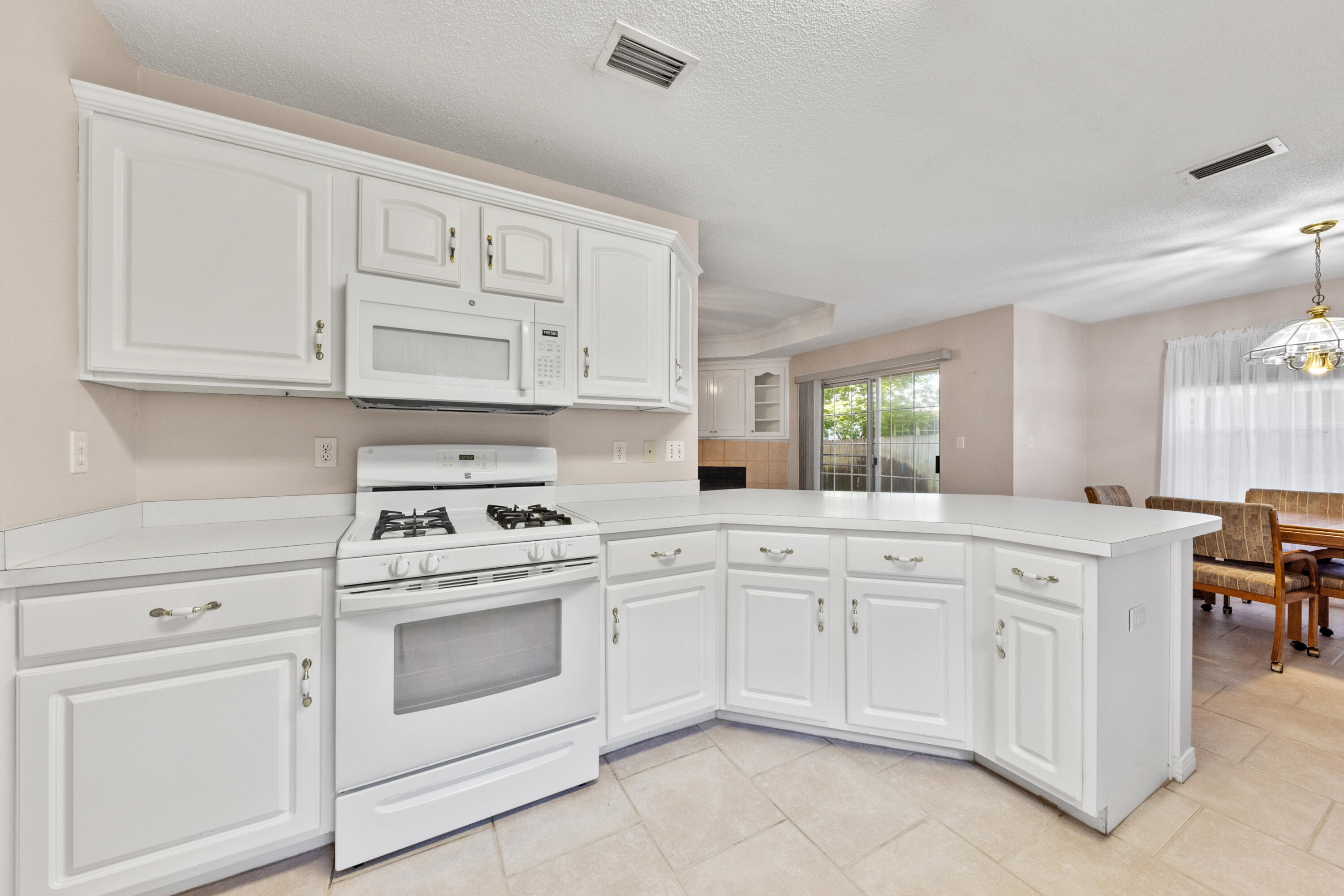 WHITROCK VILLAGE S/D - Residential
